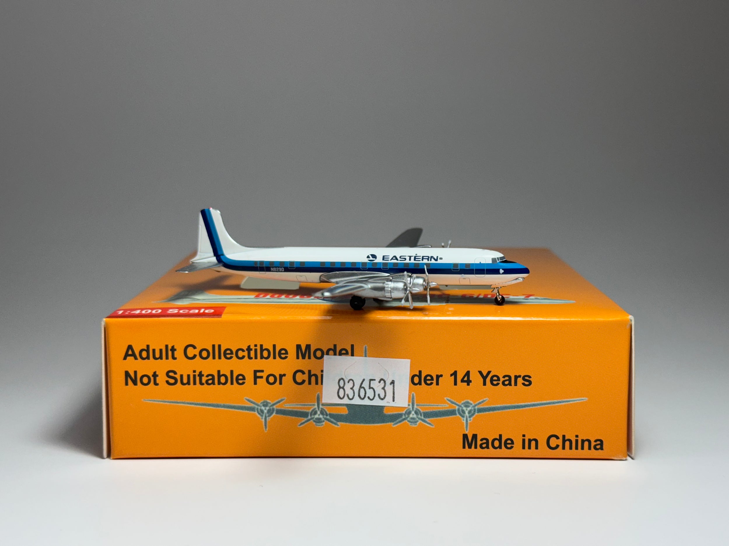 Aeroclassics 1:400 Eastern Airlines Douglas DC-7 N829D Hockey Stick ACN829D
