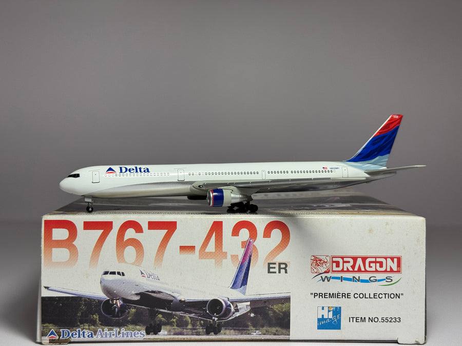 Dragon Wings 1:400 Delta Air Lines Boeing 767-400 N832MH Colors in Motion 55233