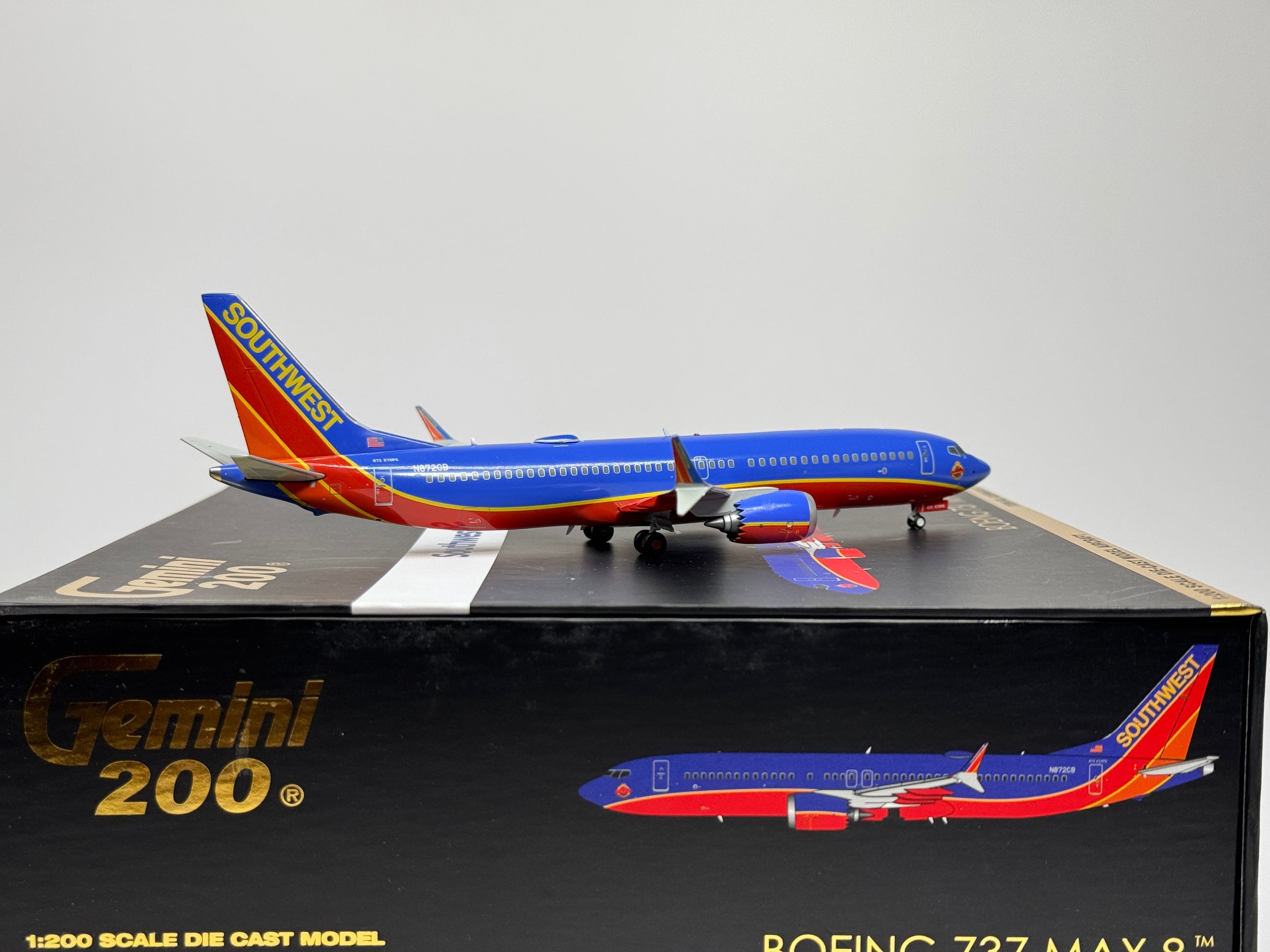 Gemini Jets 1:200 Southwest Boeing 737 MAX 8 N872CB Canyon Blue G2SWA1217