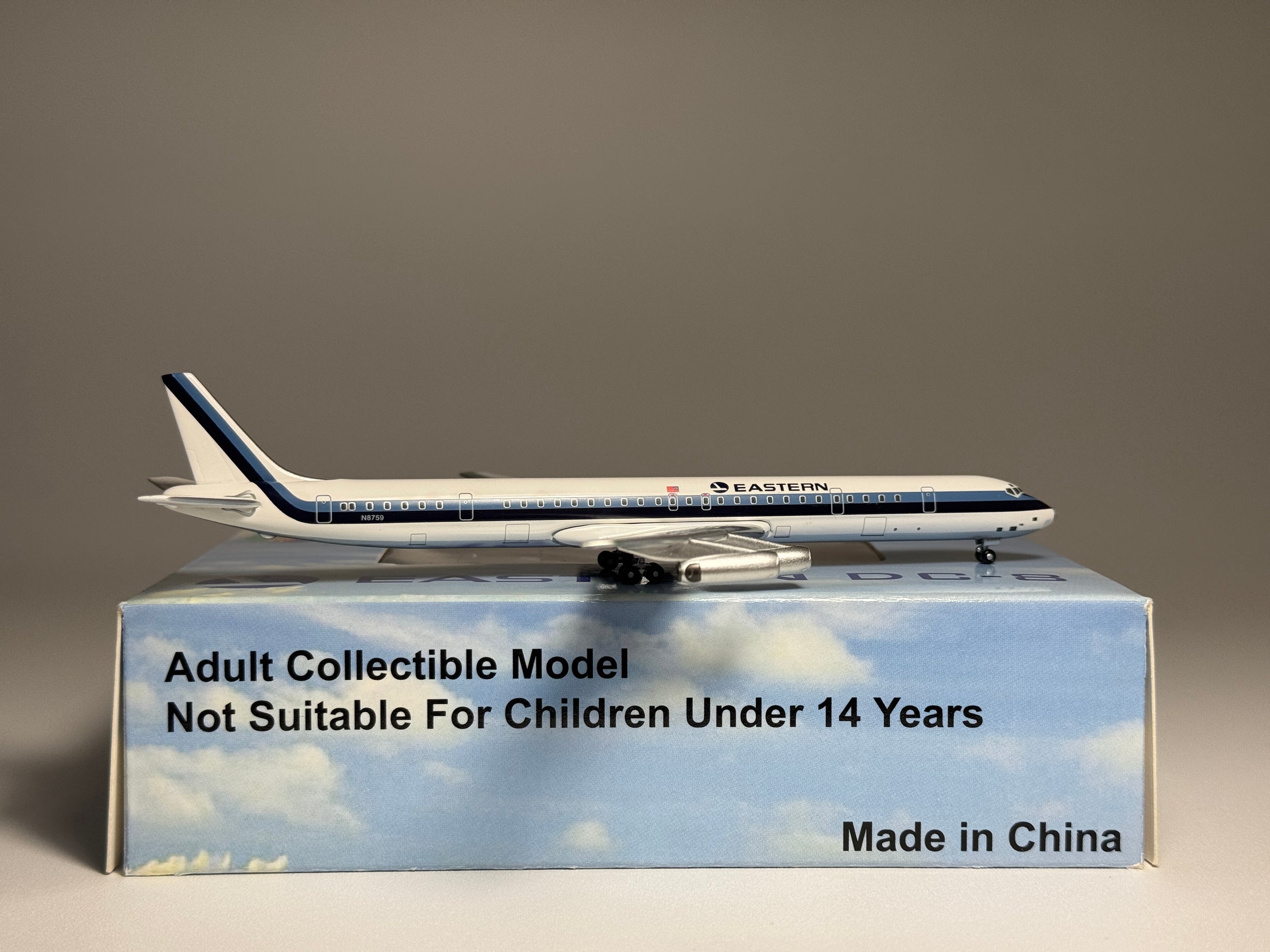 Aeroclassics 1:400 Eastern Airlines Douglas DC-8-63 N8759 Hockey Stick ACN8759