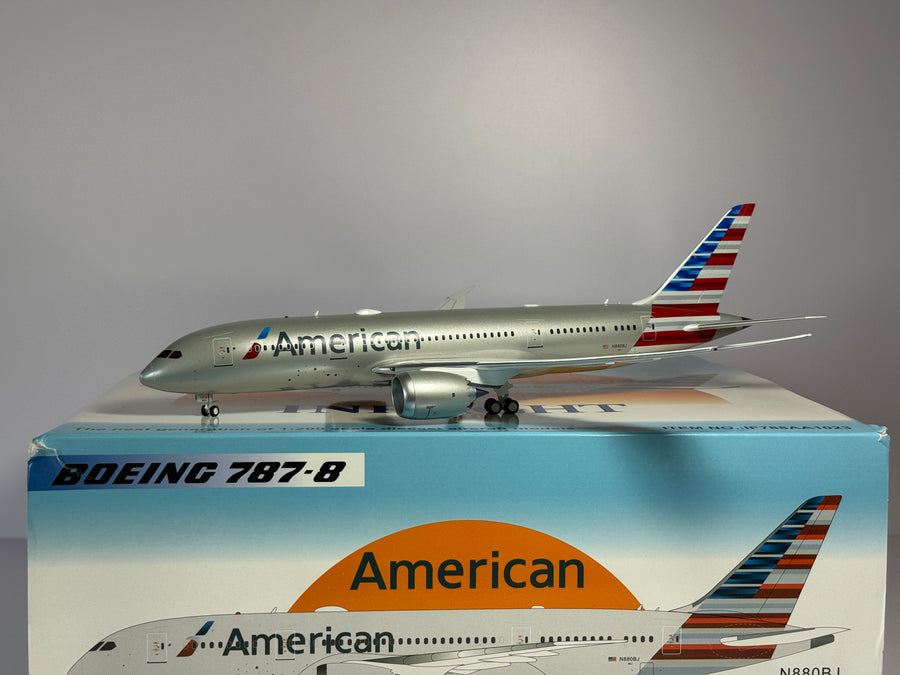 Inflight 1:200 American Airlines Boeing 787-8 N880BJ current scheme IF788AA1023