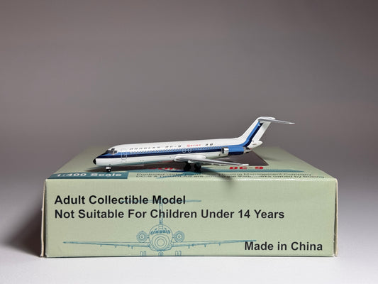 Aeroclassics 1:400 Series 30 House Colors Douglas DC-9-30 N8916E Hockey Stick ACN8916E