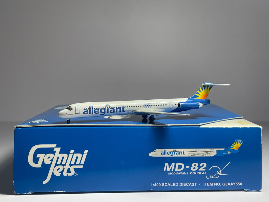 Gemini Jets 1:400 Allegiant Air McDonnell Douglas MD-82 N891GA GJAAY550