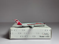 Net Jets 1:400 Midway Airlines Douglas DC-9-30 N8944E polished ACMID1207