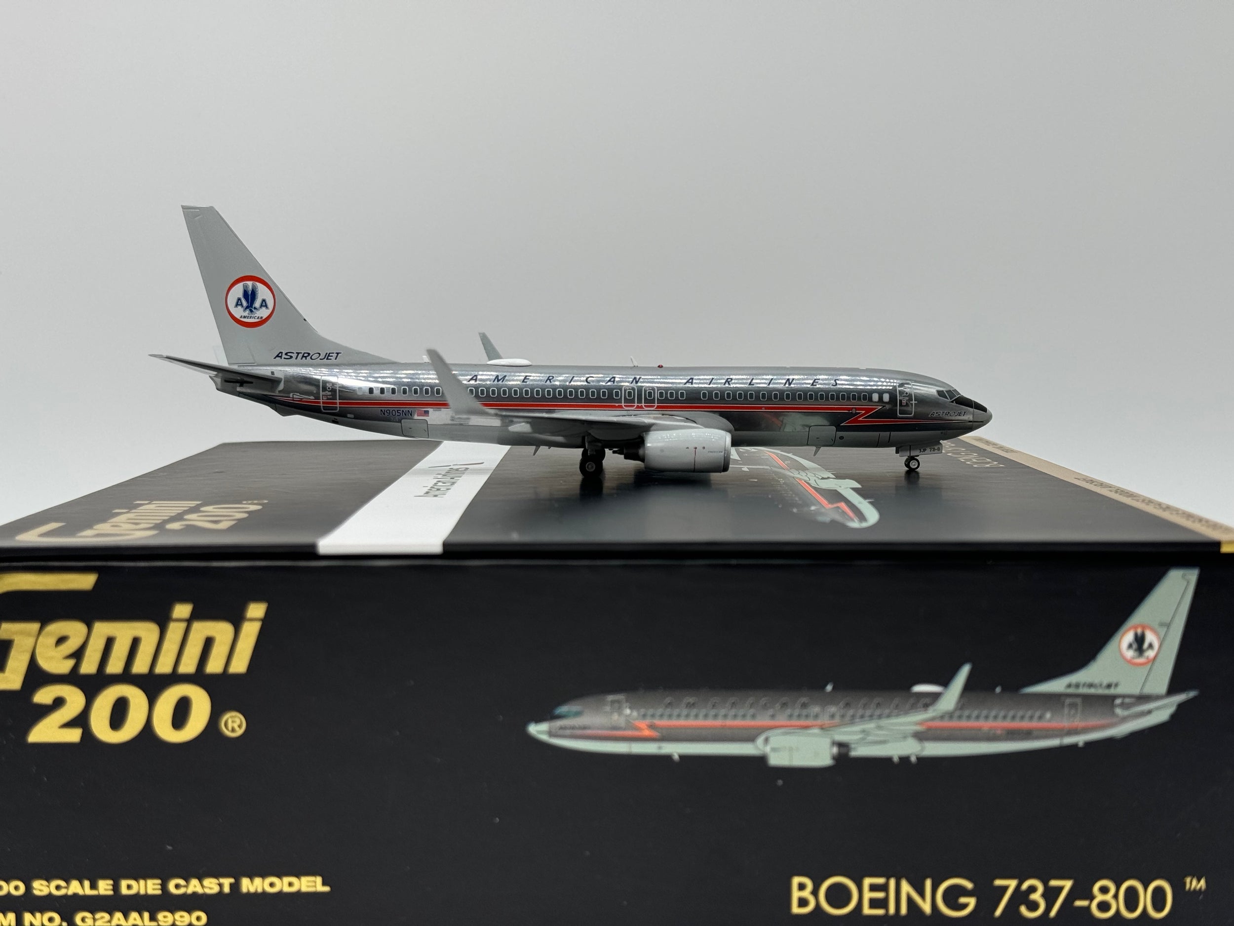 Gemini Jets 1:200 American Airlines Boeing 737-800 N905NN Astrojet G2AAL990