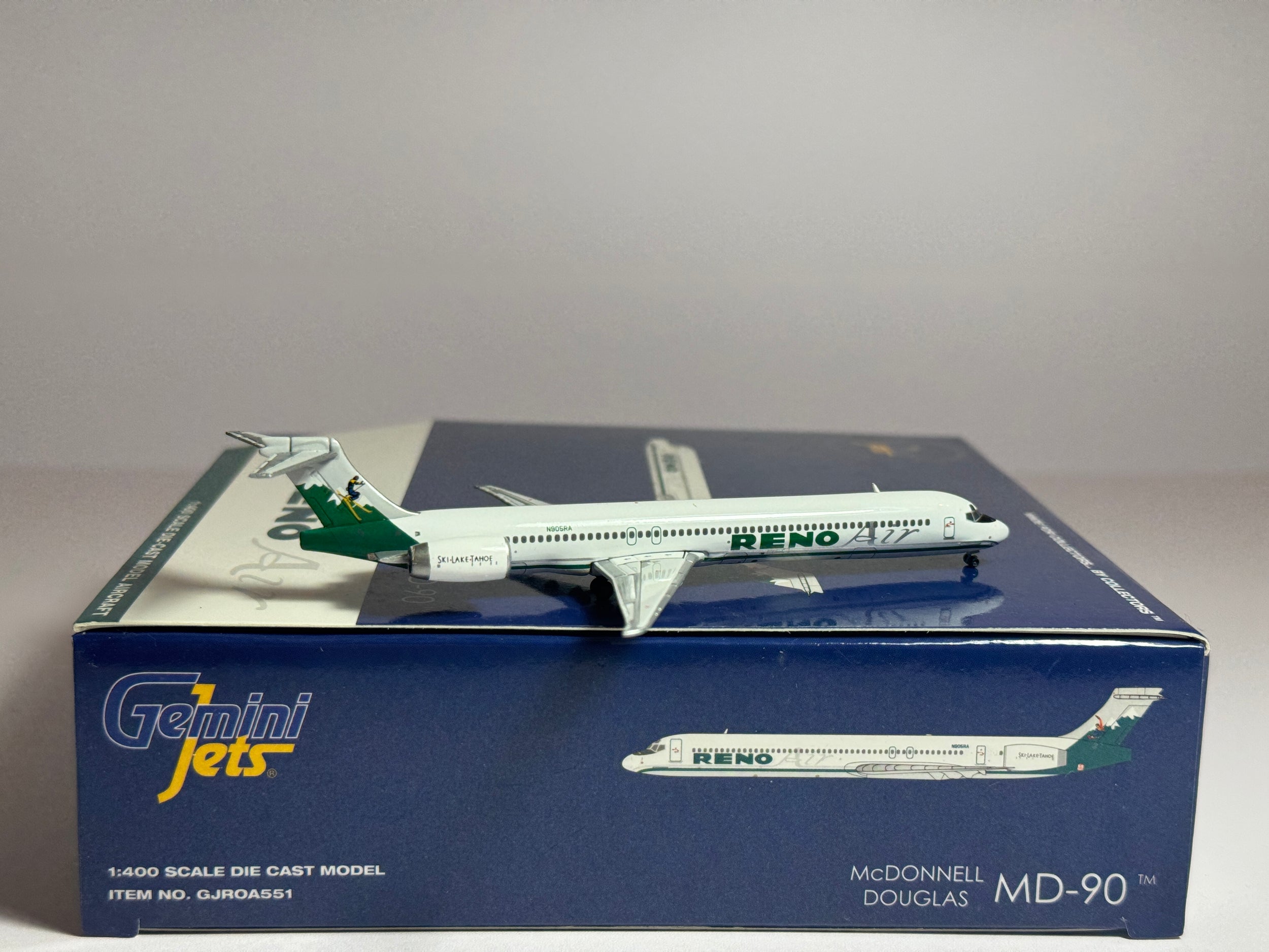 Gemini Jets 1:400 Reno Air McDonnell Douglas MD-90 N905RA present colors GJROA551