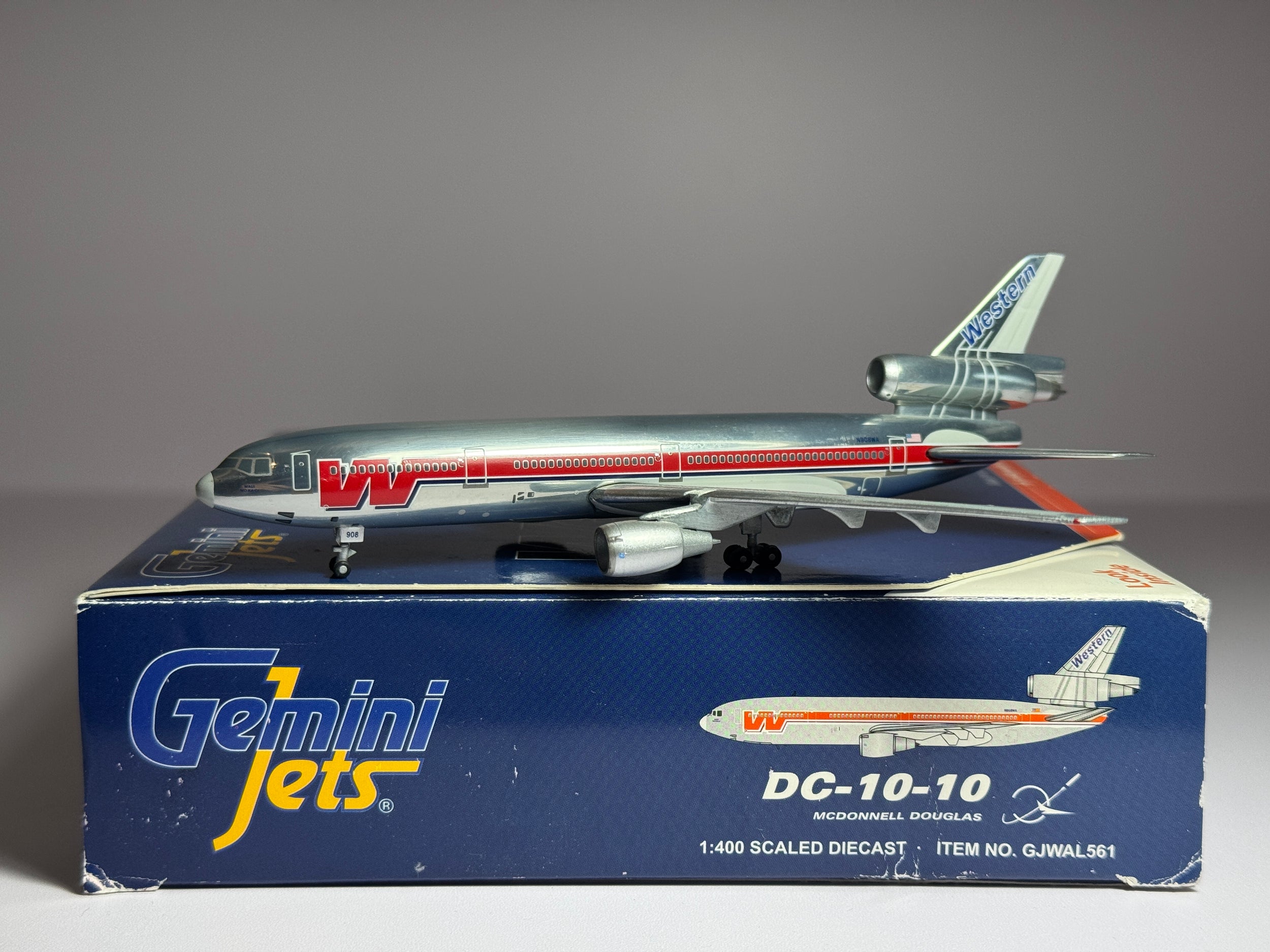 Gemini Jets 1:400 Western Airlines McDonnell Douglas DC-10-10 N908WA Bud Light GJWAL561