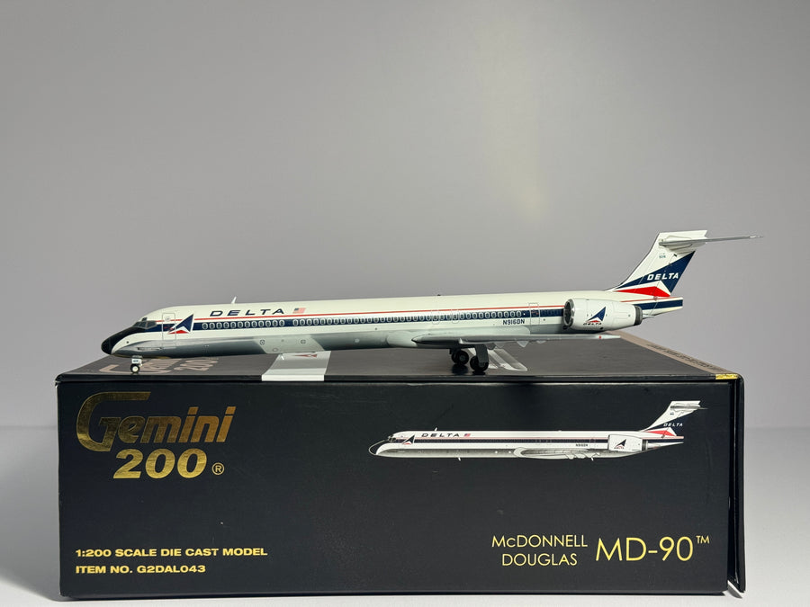 Gemini Jets 1:200 Delta Air Lines McDonnell Douglas MD-90 N916DN Widget G2DAL043