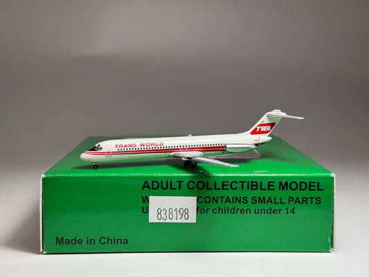 Aeroclassics 1:400 TWA Douglas DC-9 N934L Twin Stripe ACN934L