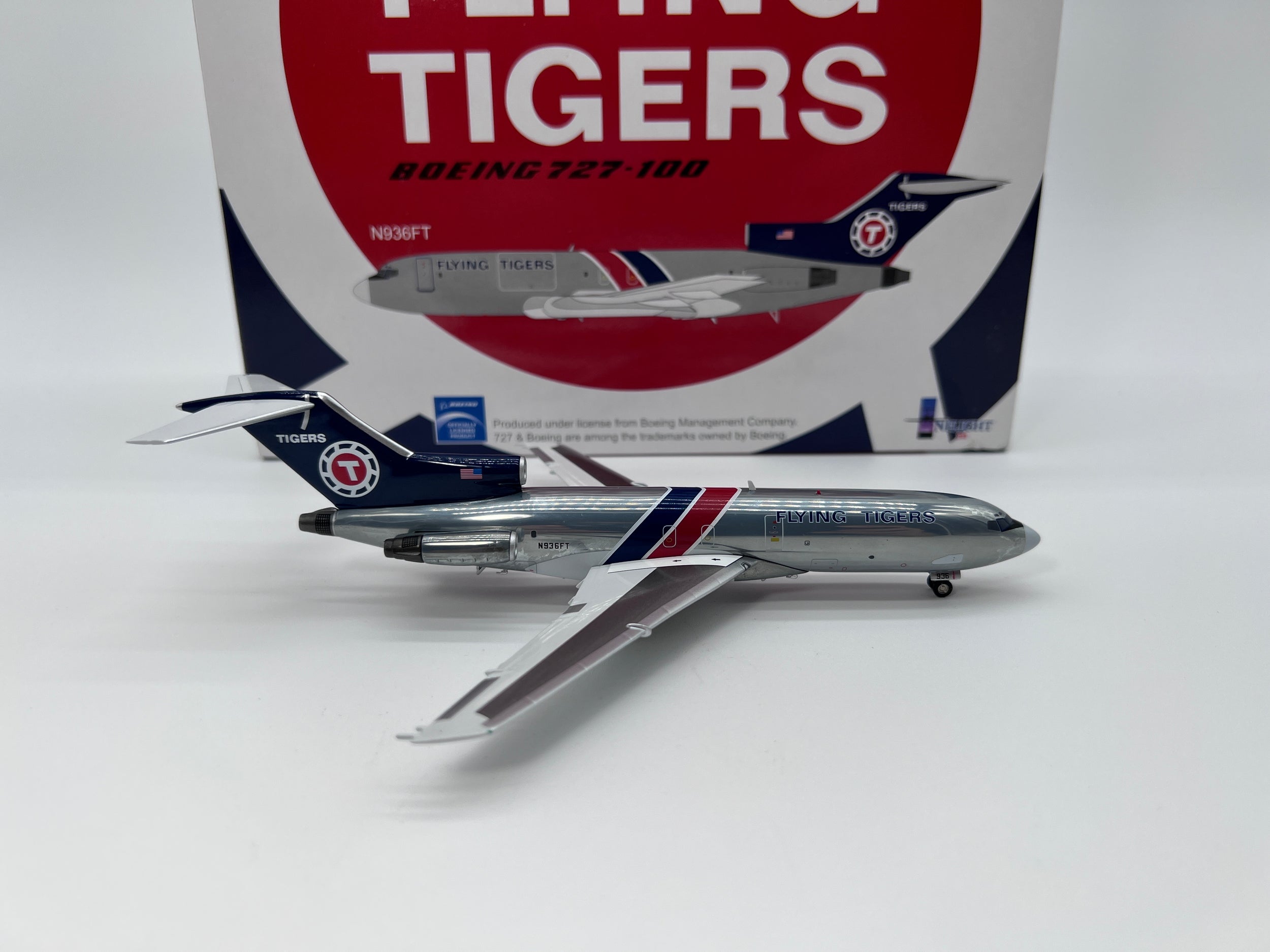 Inflight200 Flying Tigers Boeing 727-100 N936FT polished IF721039P