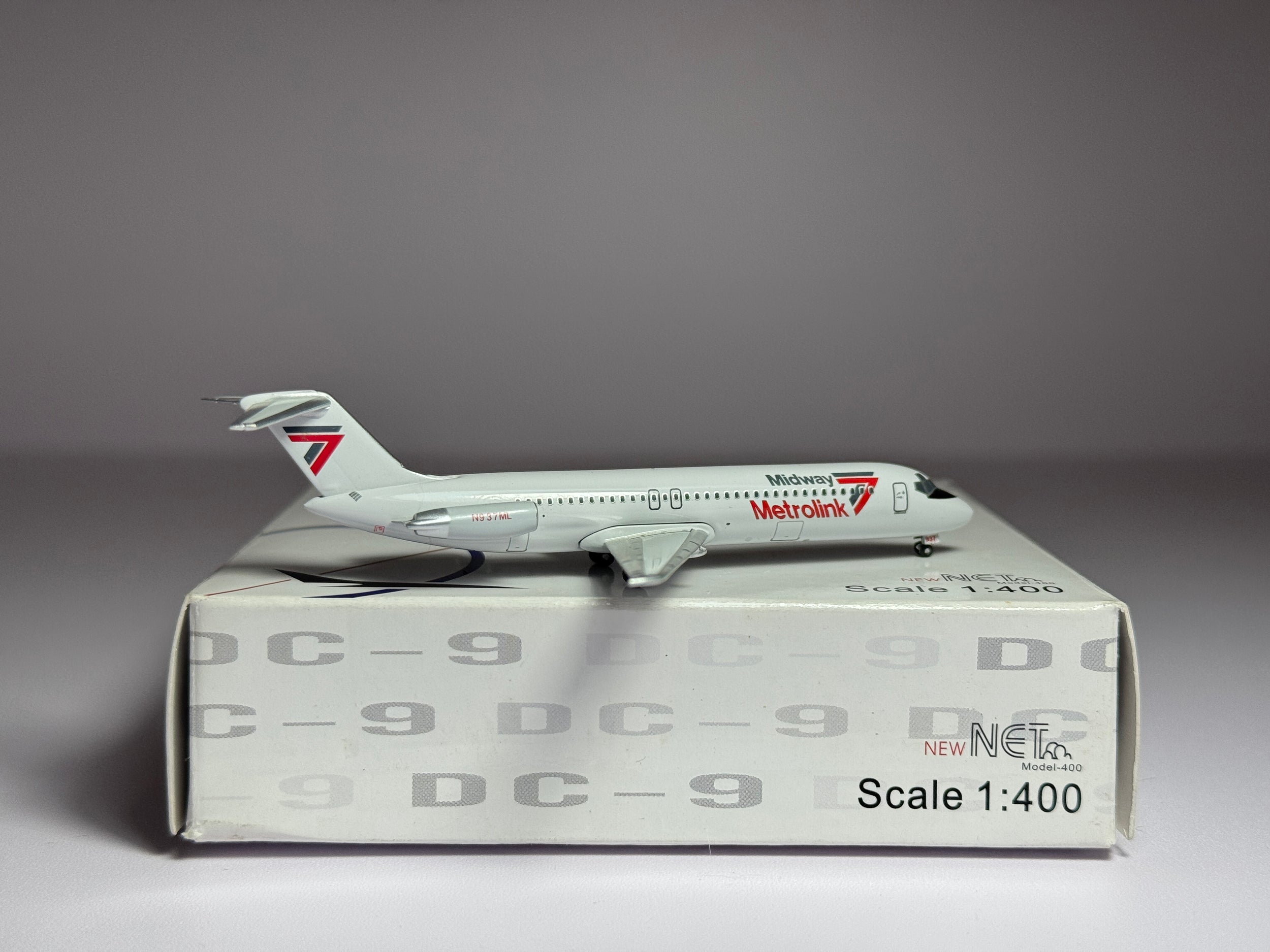 Net Jets 1:400 Midway Metrolink Douglas DC-9-30 N937ML ACN937ML
