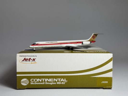 Jet-X 1:400 Continental Airlines McDonnell Douglas MD-82 N939MC Red Meatball JX099