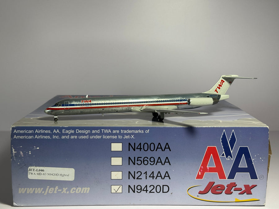 Jet-X 1:200 American Airlines McDonnell Douglas MD-83 N9420D TWA hybrid JXL046