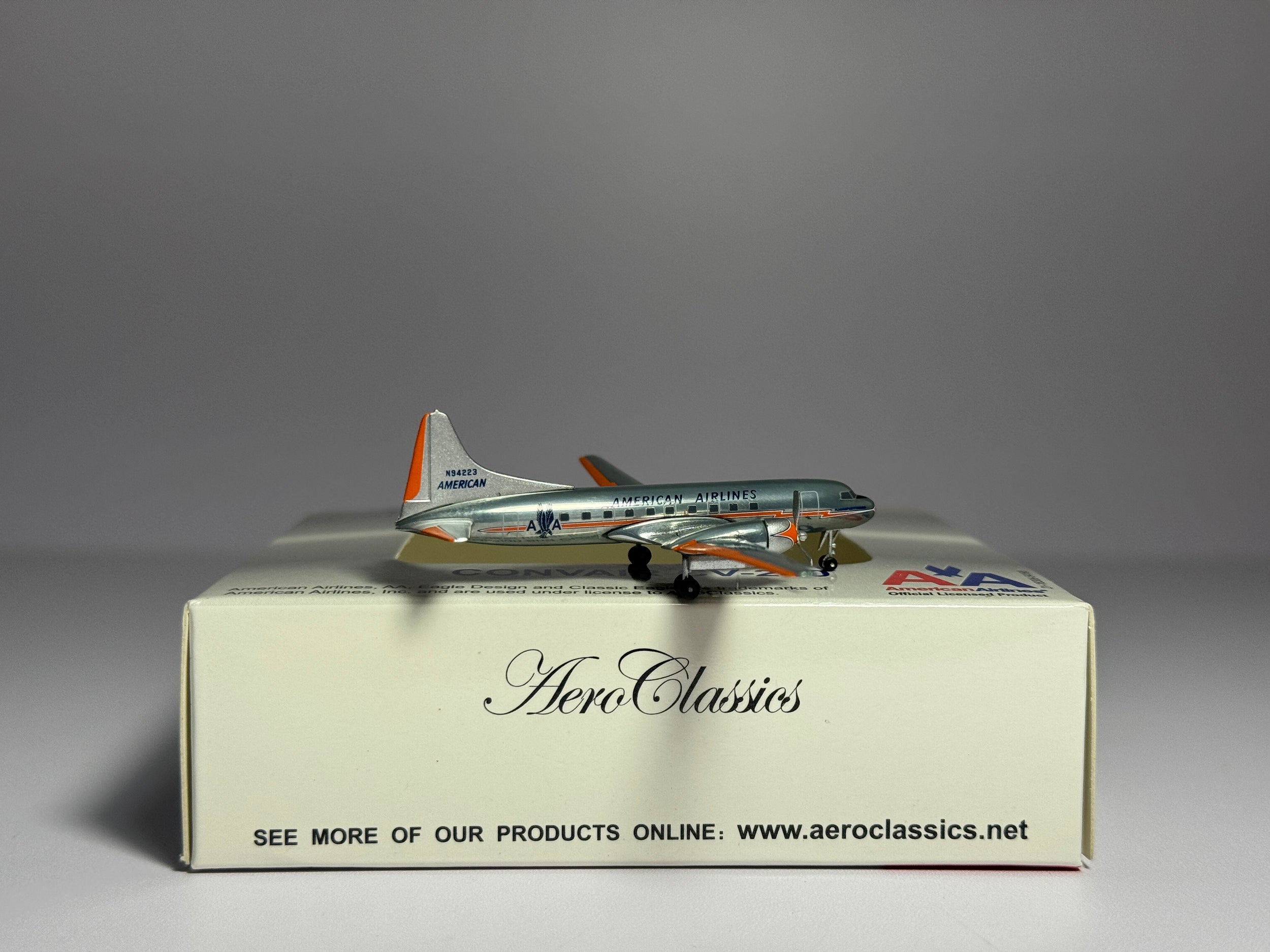Aeroclassics 1:400 American Airlines Convair CV-240 N94223 Astrojet ACN94223