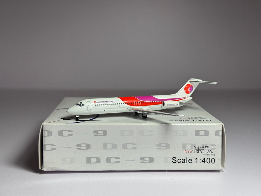 Net Jets 1:400 Hawaiian Airlines Douglas DC-9-30 N94454 First Pualani ACN94454