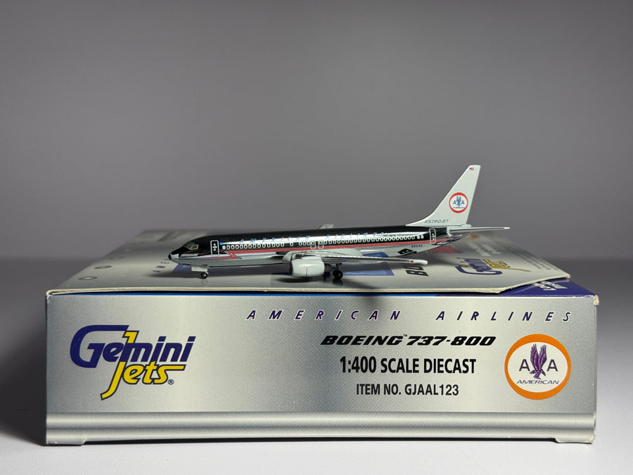 Gemini Jets 1:400 American Airlines Boeing 737-800 N951AA Astrojet GJAAL123