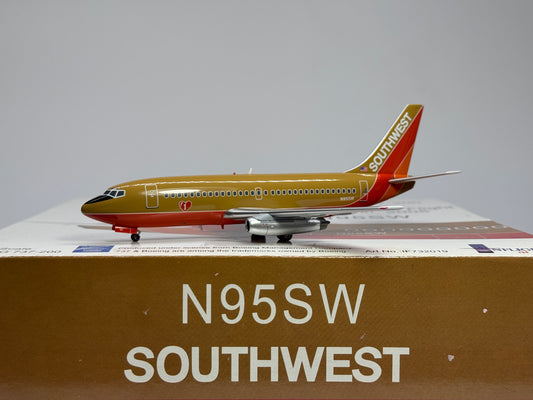 Inflight200 Southwest Airlines Boeing 737-200 N95SW Mustard Rocket IF732019