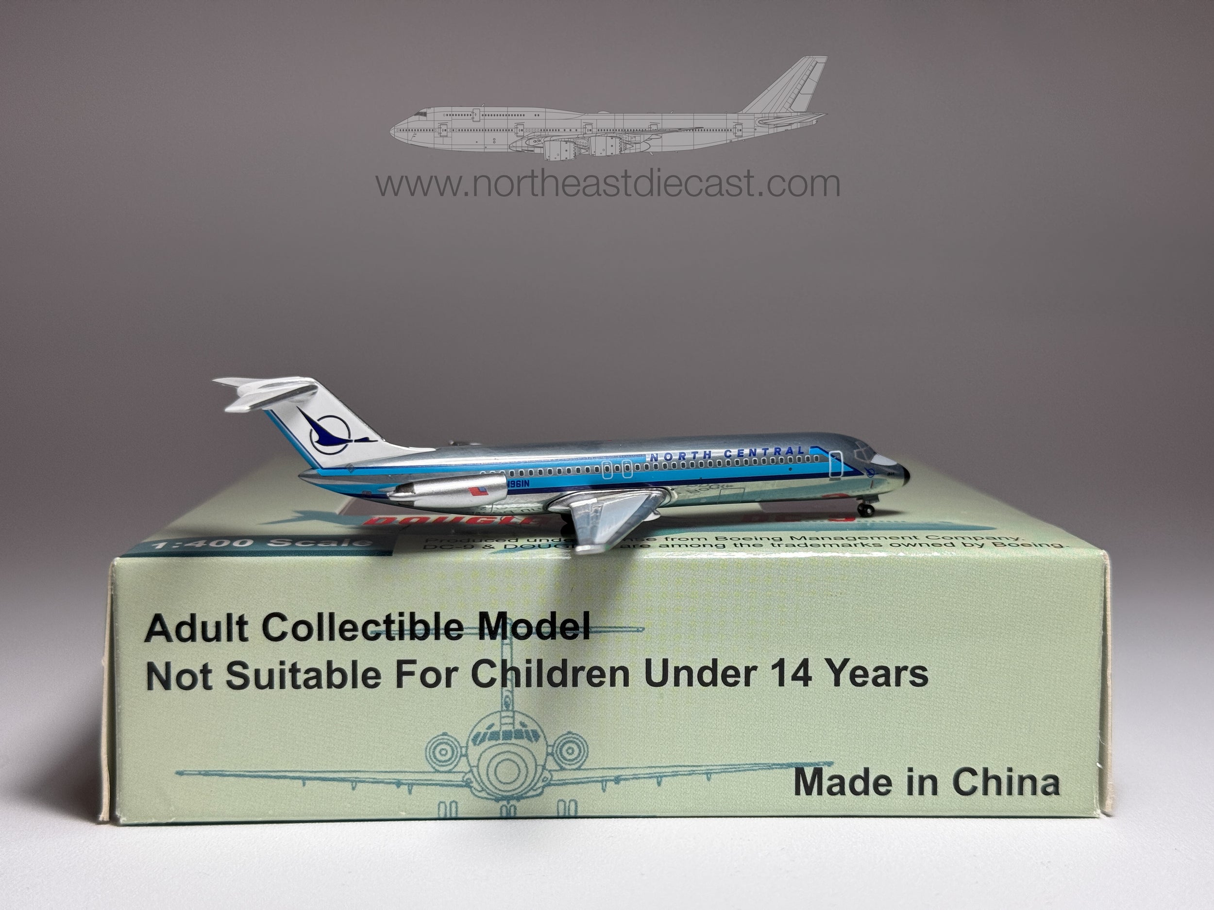North Central Douglas DC-9-30 1:400 Aeroclassics N961N (ACN961N1)