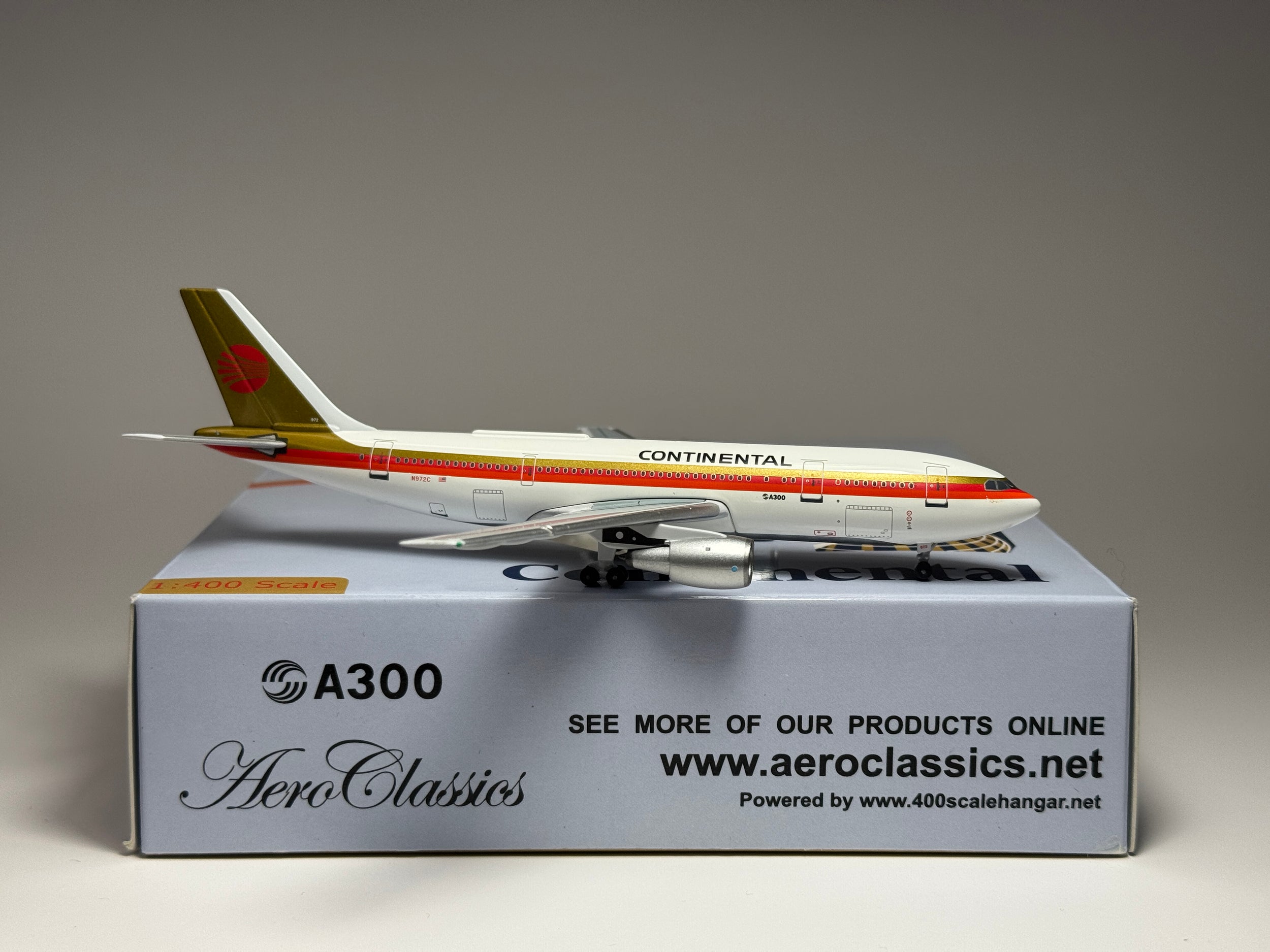 Aeroclassics 1:400 Continental Airlines Airbus A300 N972C Red Meatball ACN972C