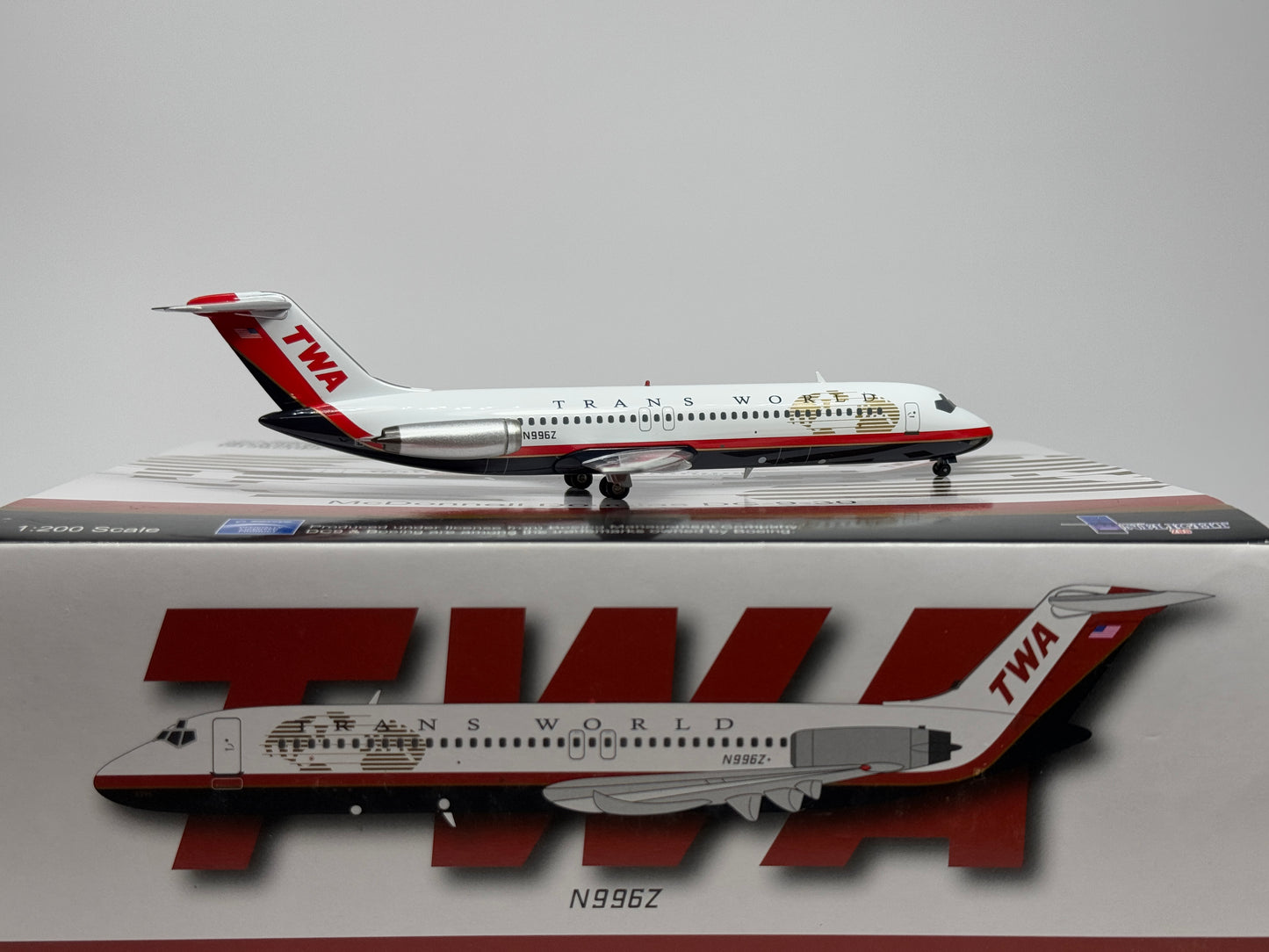 Inflight200 TWA Douglas DC-9-30 N996Z Last Colors IFDC90113
