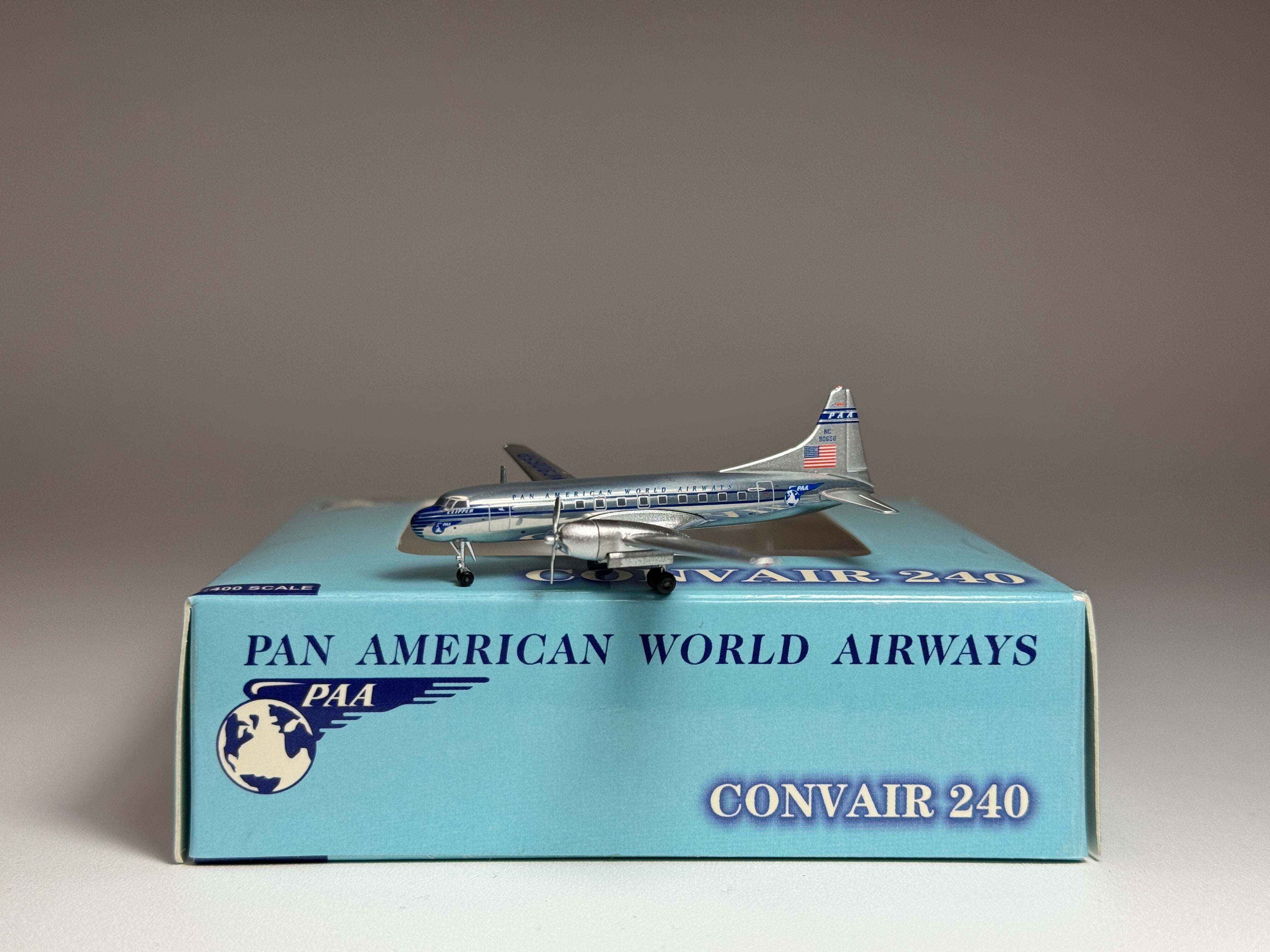 Pan American Convair CV-240 1:400 Aeroclassics NC90658 (ACNC90658)