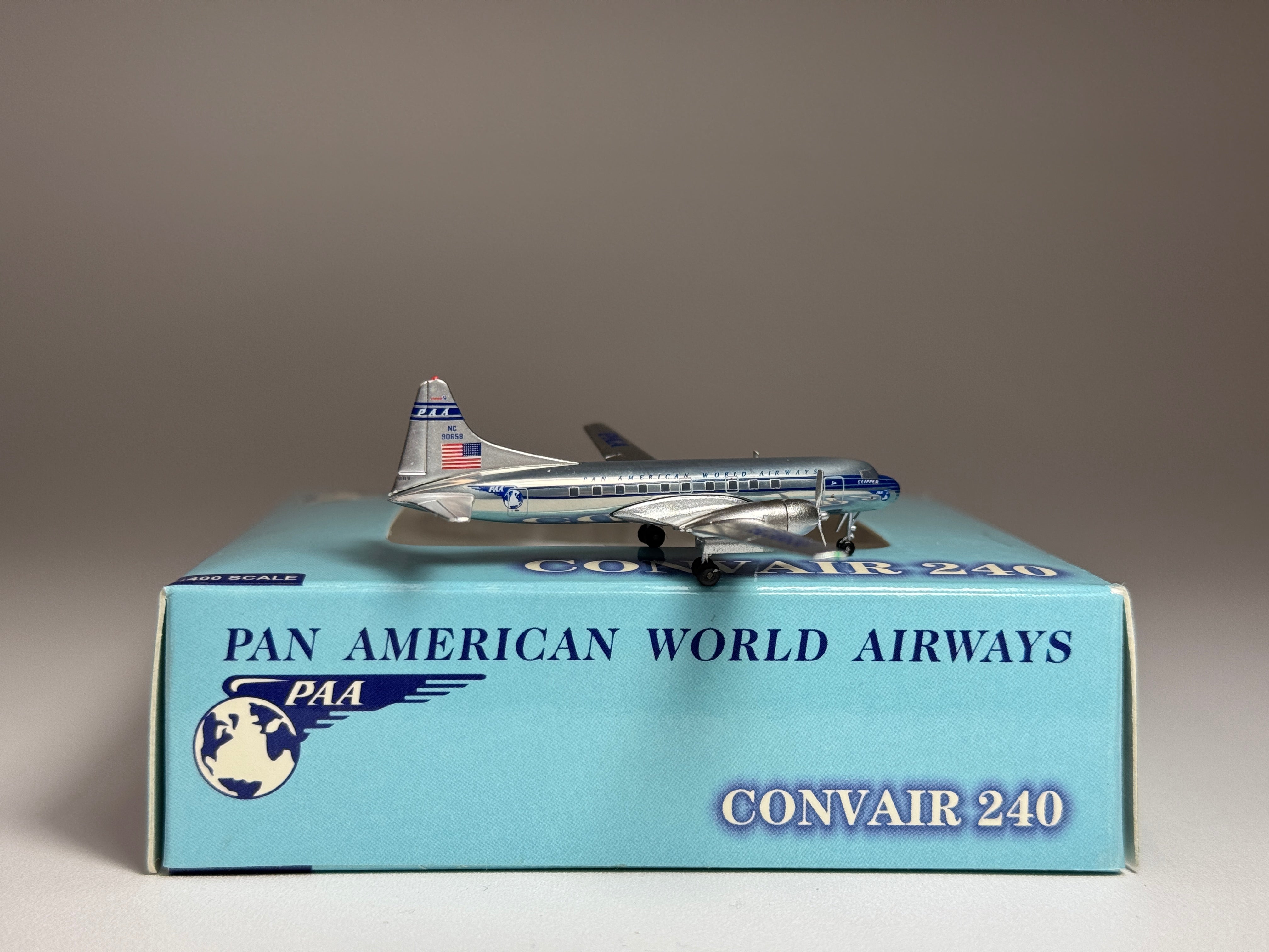 Pan American Convair CV-240 1:400 Aeroclassics NC90658 (ACNC90658)
