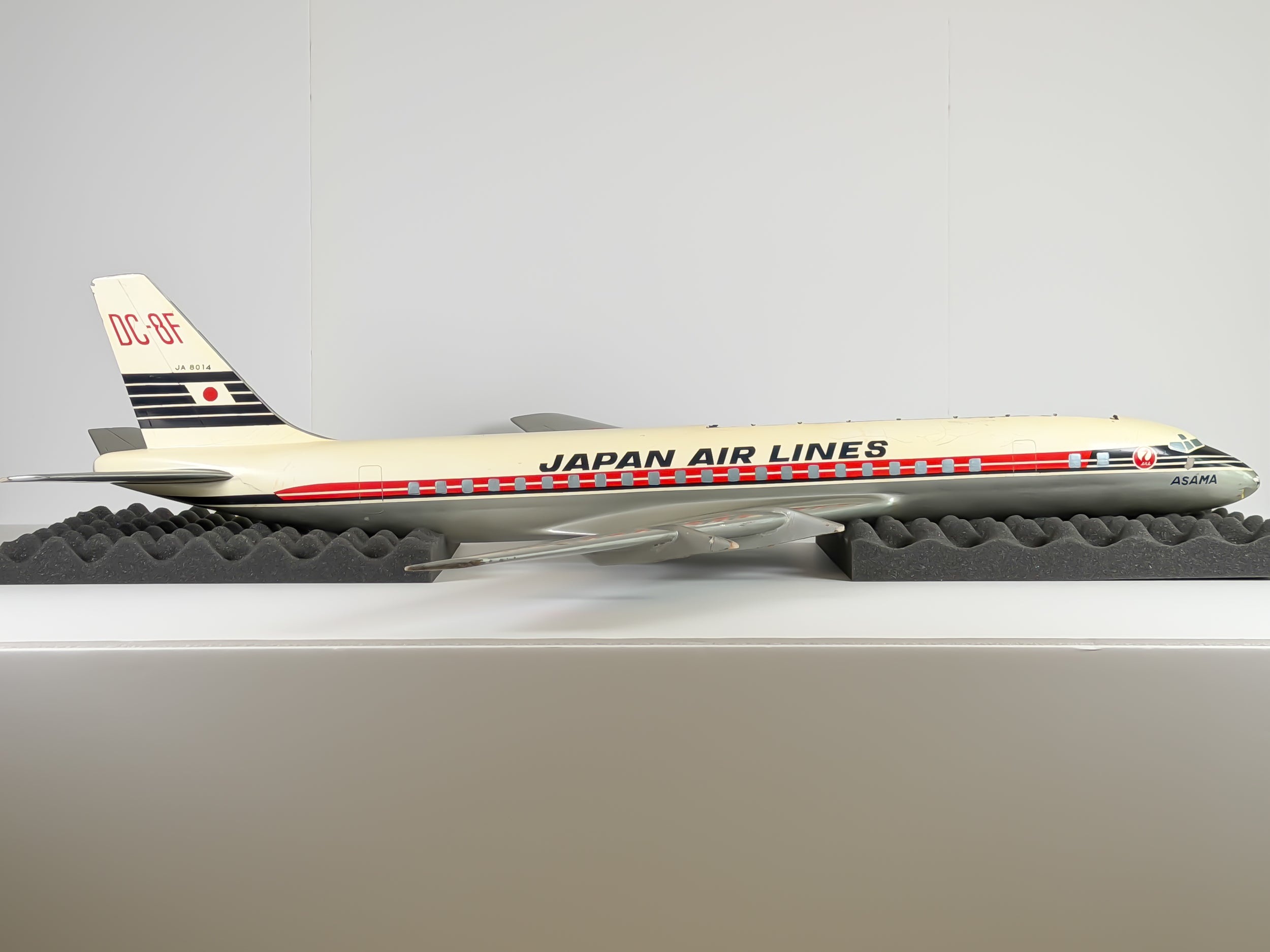 1:50 Japan Airlines (JAL) Douglas DC-8-50 (JA8014) | Nemoto