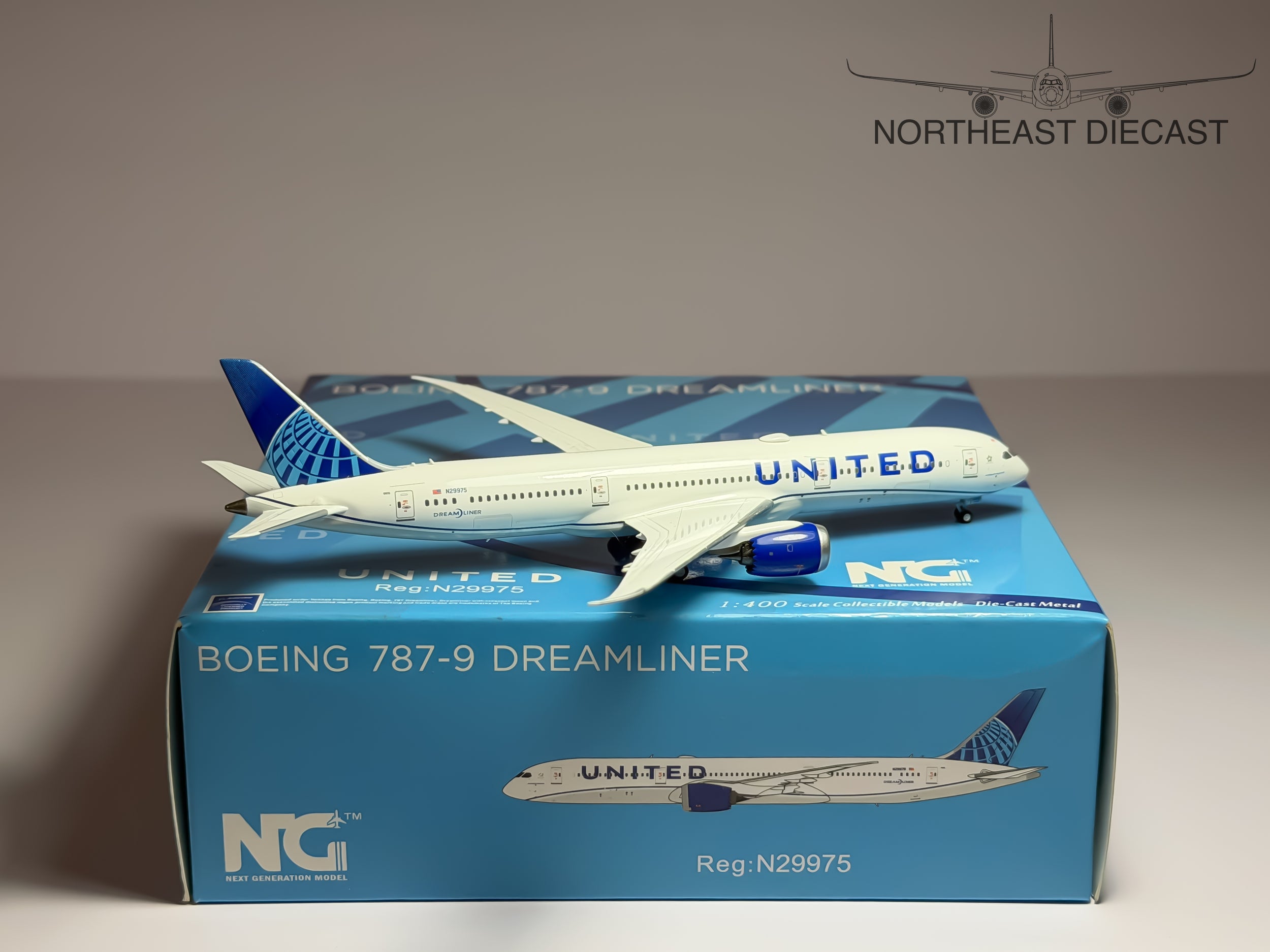 United Airlines Boeing 787-9 1:400 NG Models N29975 (NG55040)