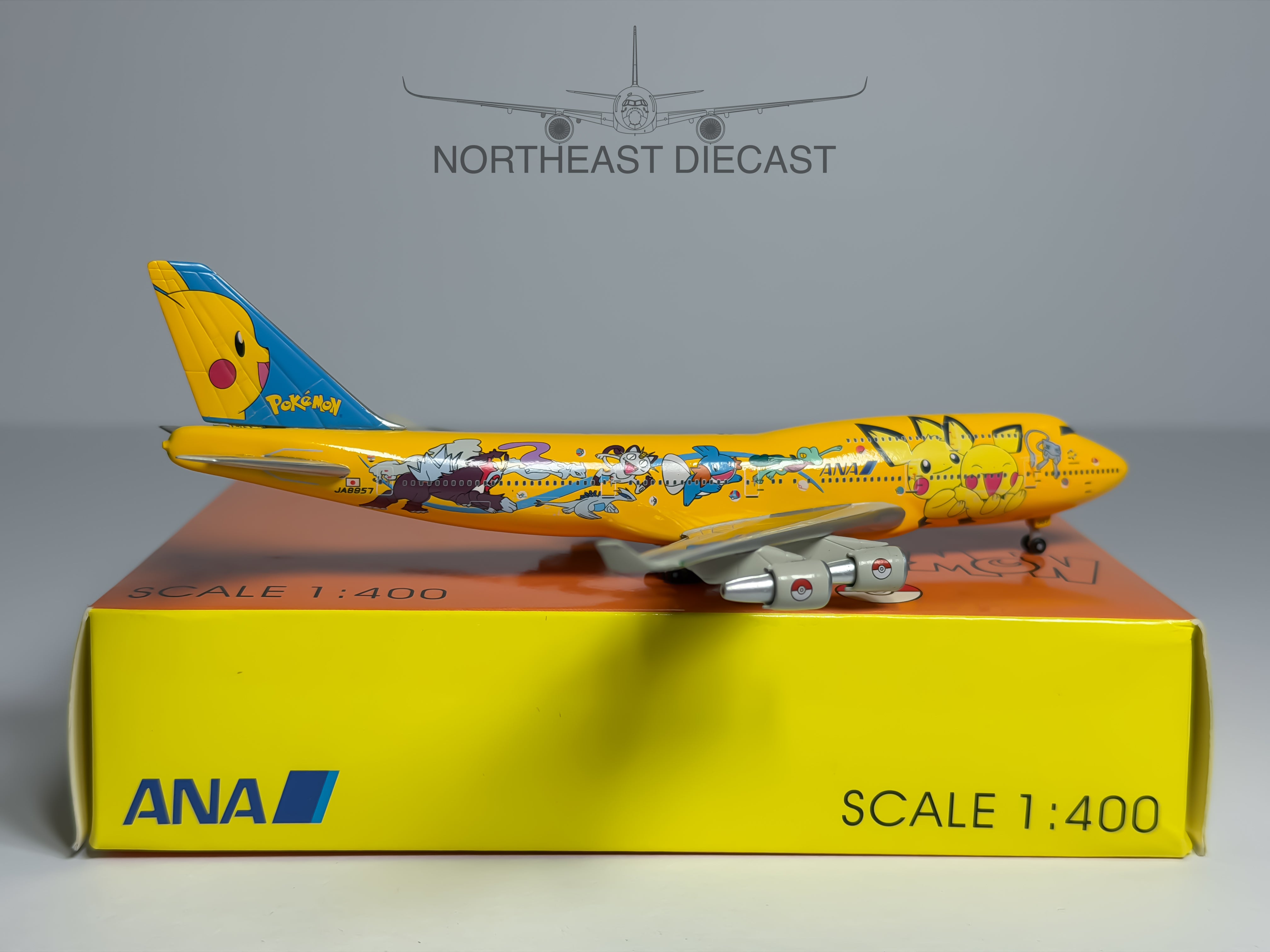 Japan Airlines (JAL) Boeing 747-400 1:400 Net Models JA8957 (NM400JA8957)