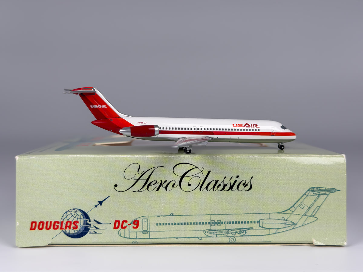 USAir Douglas DC-9-30 1:400 Net Models N946VJ (NMN946VJ)
