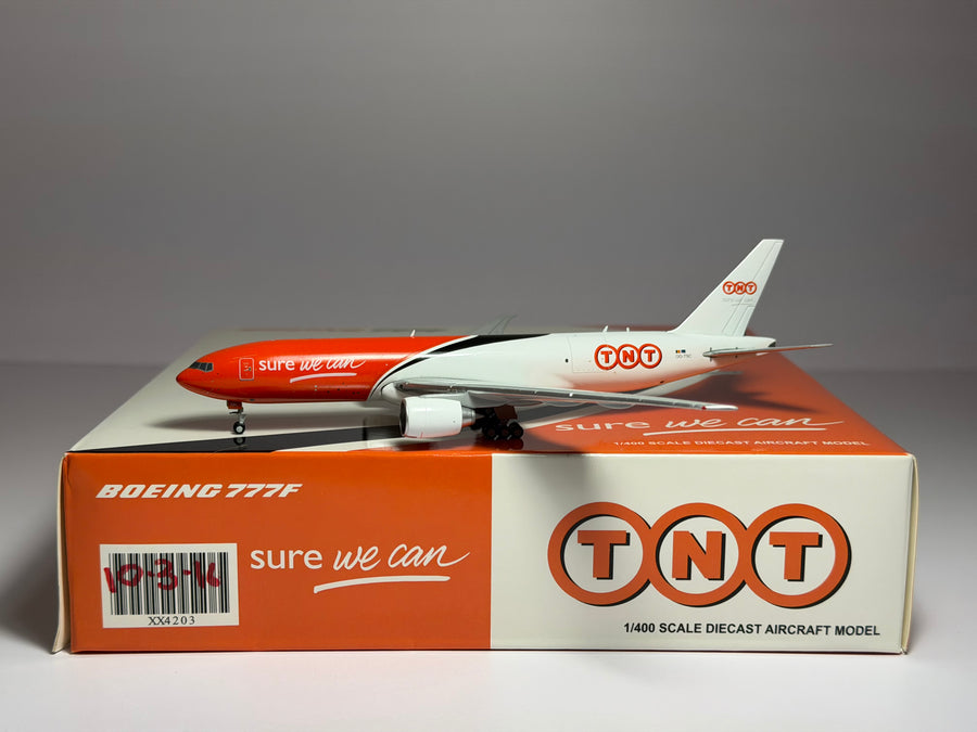 JC Wings 1:400 TNT Boeing 777-200F OO-TSC XX4203