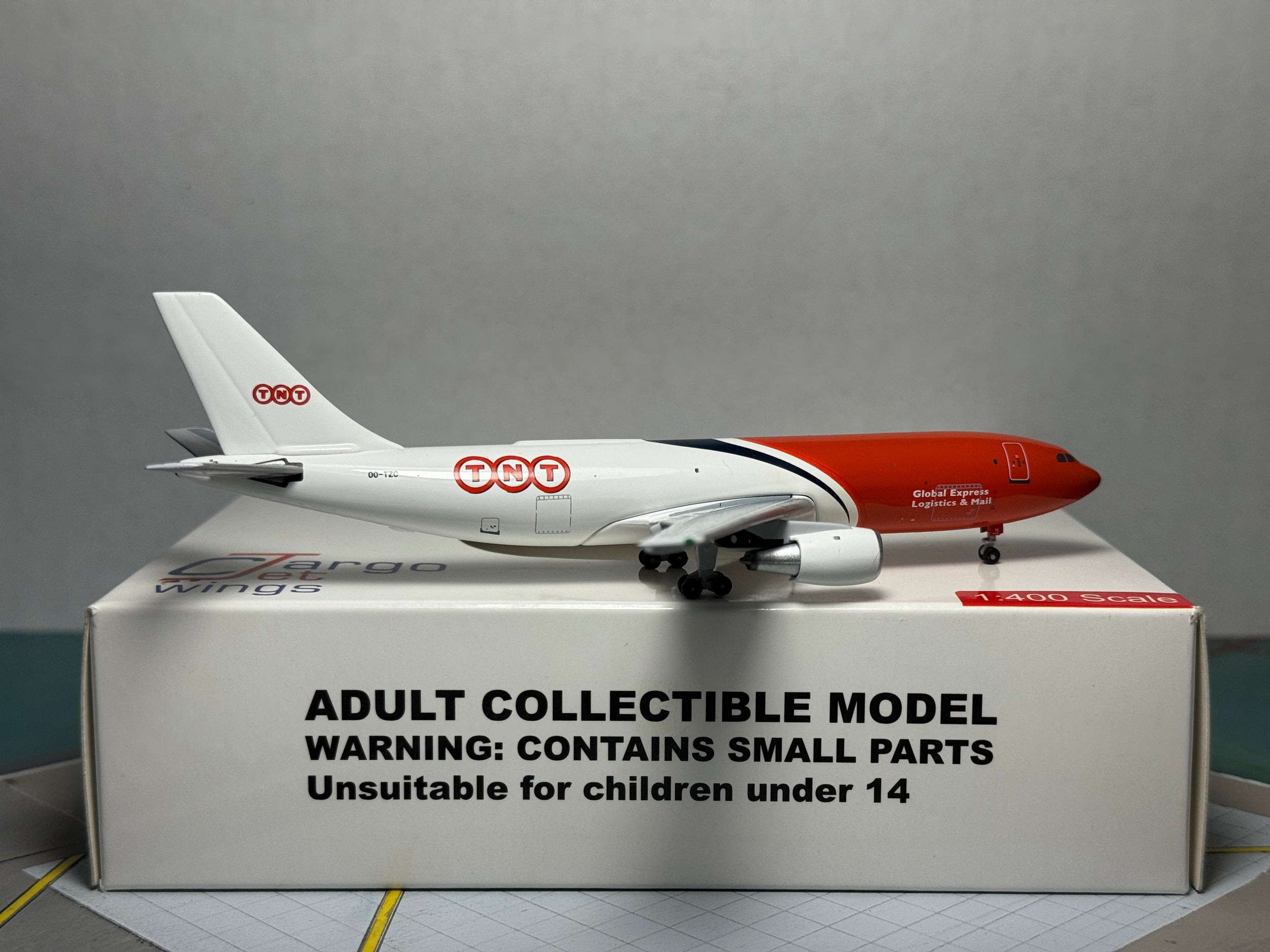Aeroclassics 1:400 TNT Airways Airbus A300 OO-TZC Cargo ACOOTZC