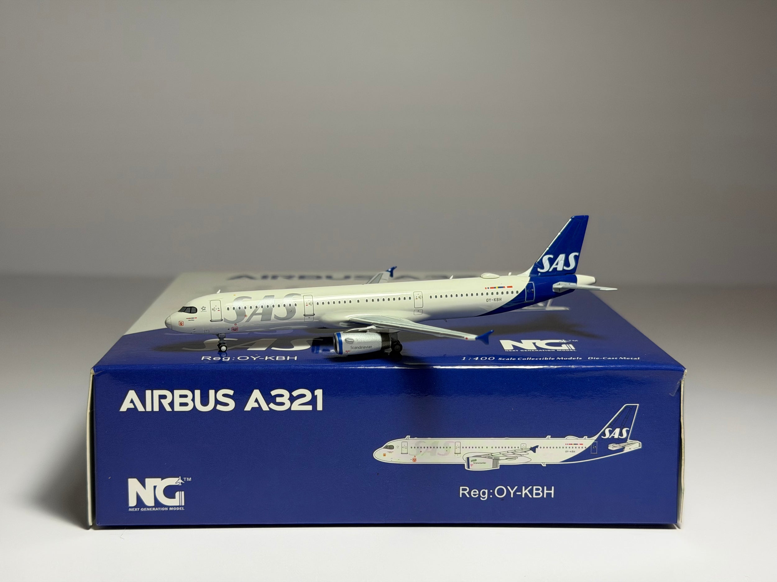 NG Models 1:400 Scandanavian Airlines Airbus A321 OY-KBH current colors NG13005