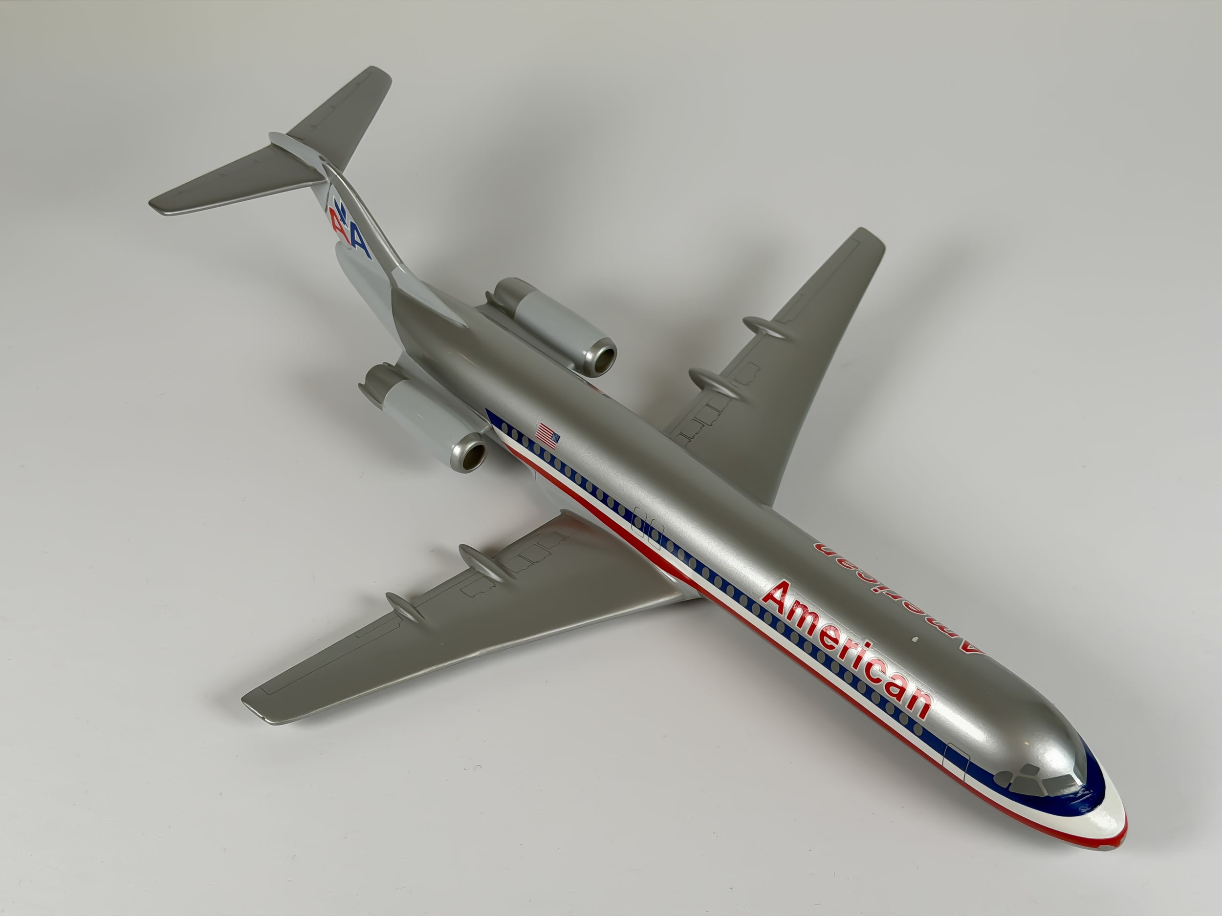 1:100 American Airlines Fokker F-100 - Eagle - Bare Metal | PACMIN