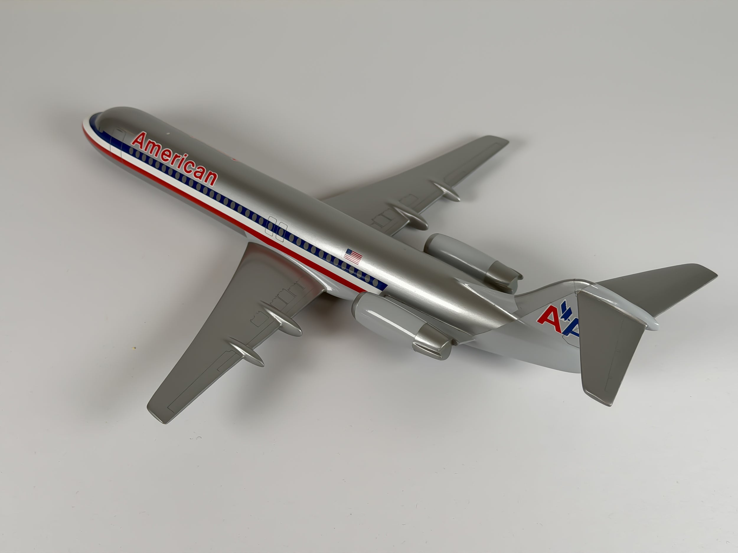 1:100 American Airlines Fokker F-100 - Eagle - Bare Metal | PACMIN