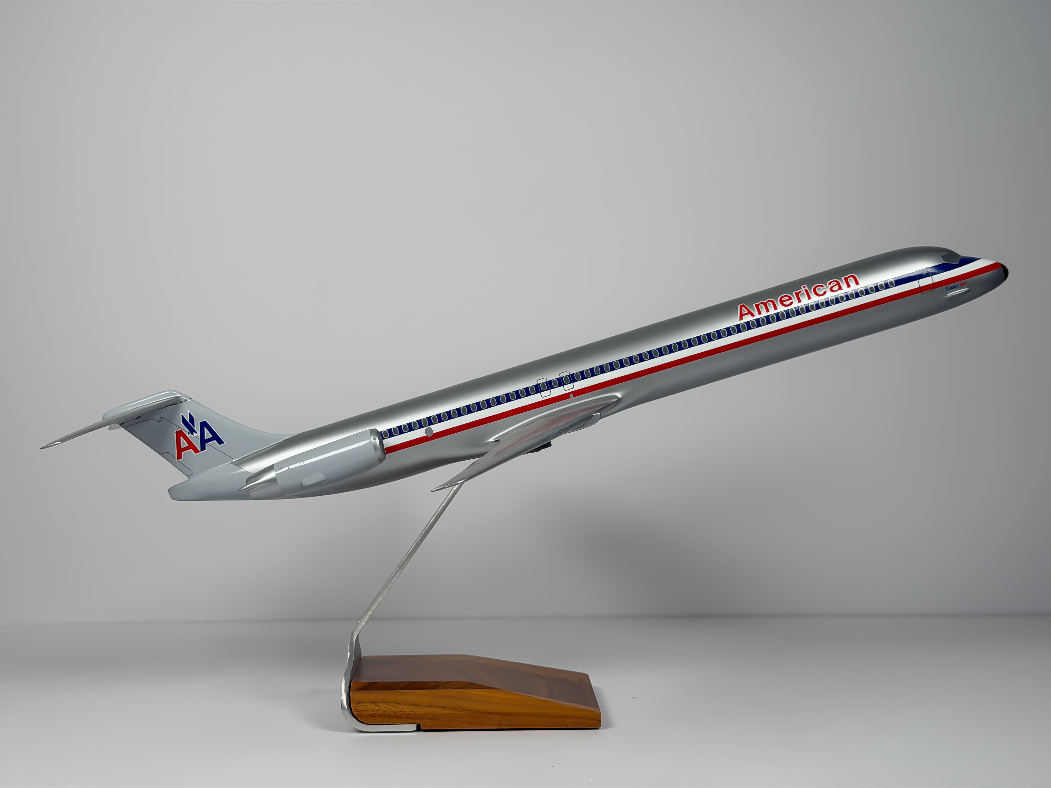 1:100 American Airlines McDonnell Douglas MD-80 - Eagle - Bare Metal | PACMIN