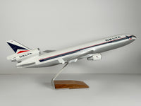 1:100 Delta Air Lines McDonnell Douglas MD-11 - Widget | PACMIN