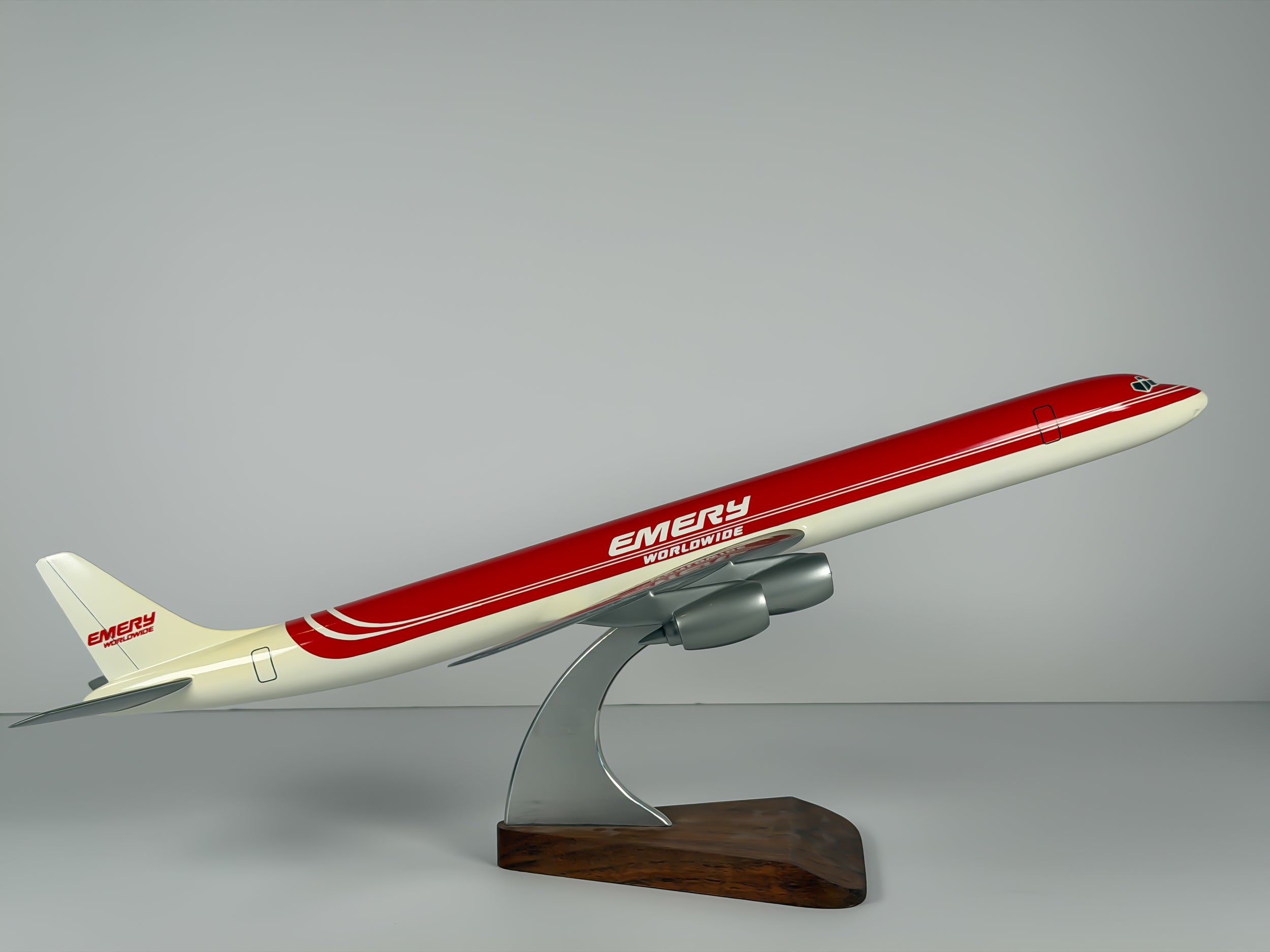 1:100 Emery Worldwide Airlines Douglas DC-8-72F | PACMIN