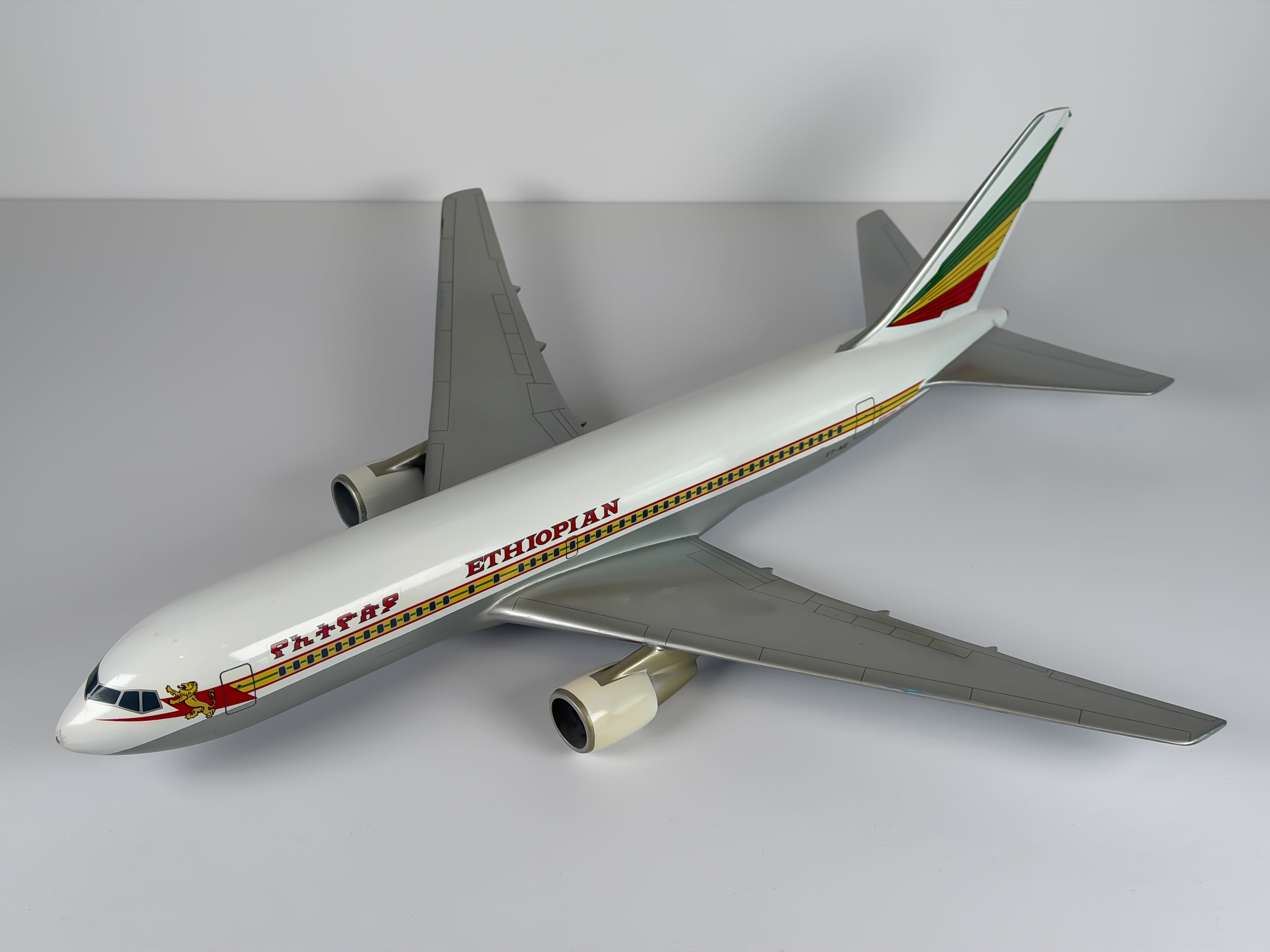 1:100 Ethiopian Airlines Boeing 767-200 (ET-AIE) - Original | PACMIN