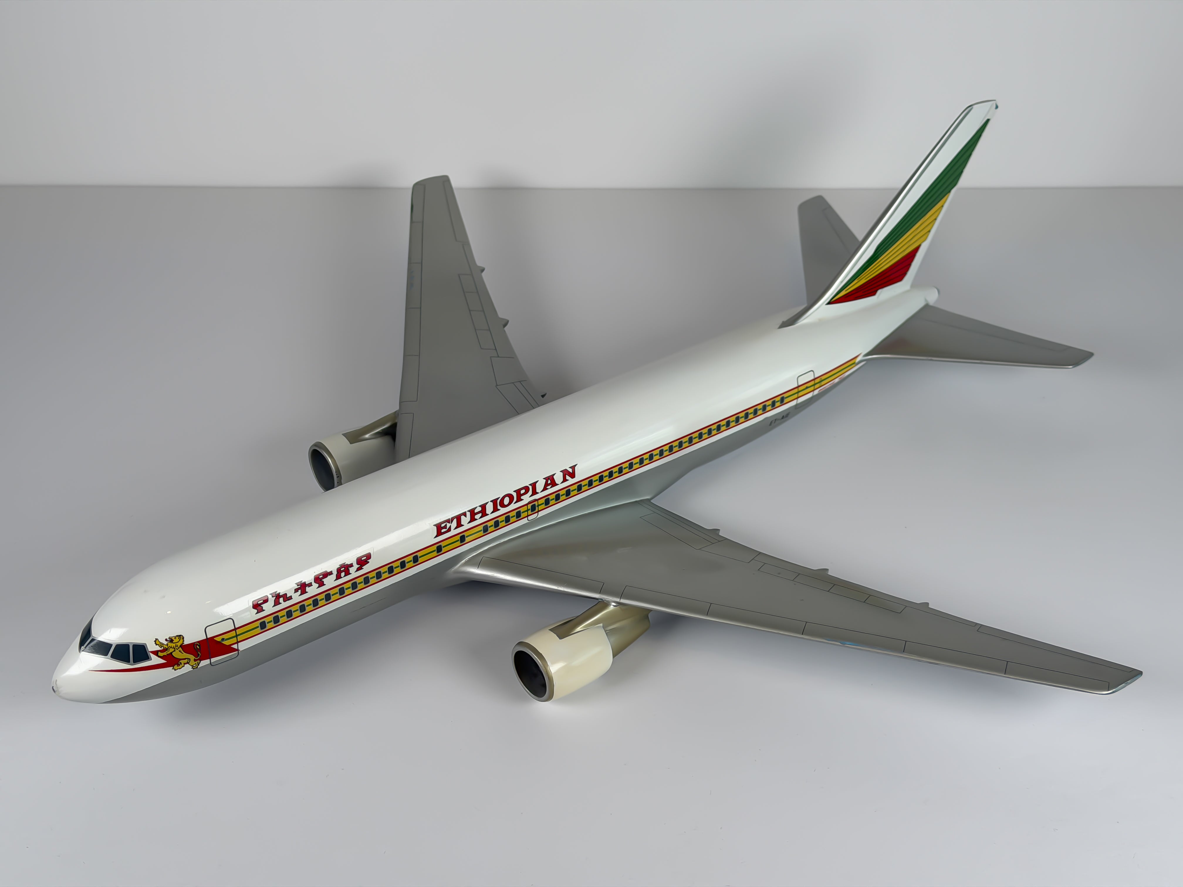 1:100 Ethiopian Airlines Boeing 767-200 (ET-AIE) - Original | PACMIN