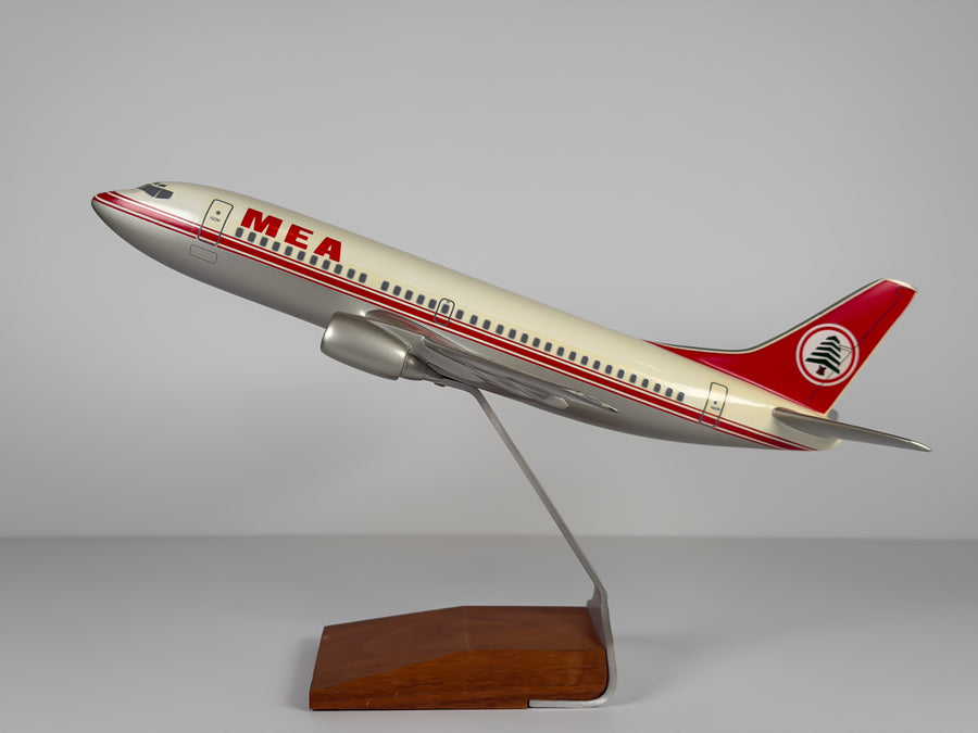 1:100 MEA Boeing 737-300 - Red Tail | PACMIN