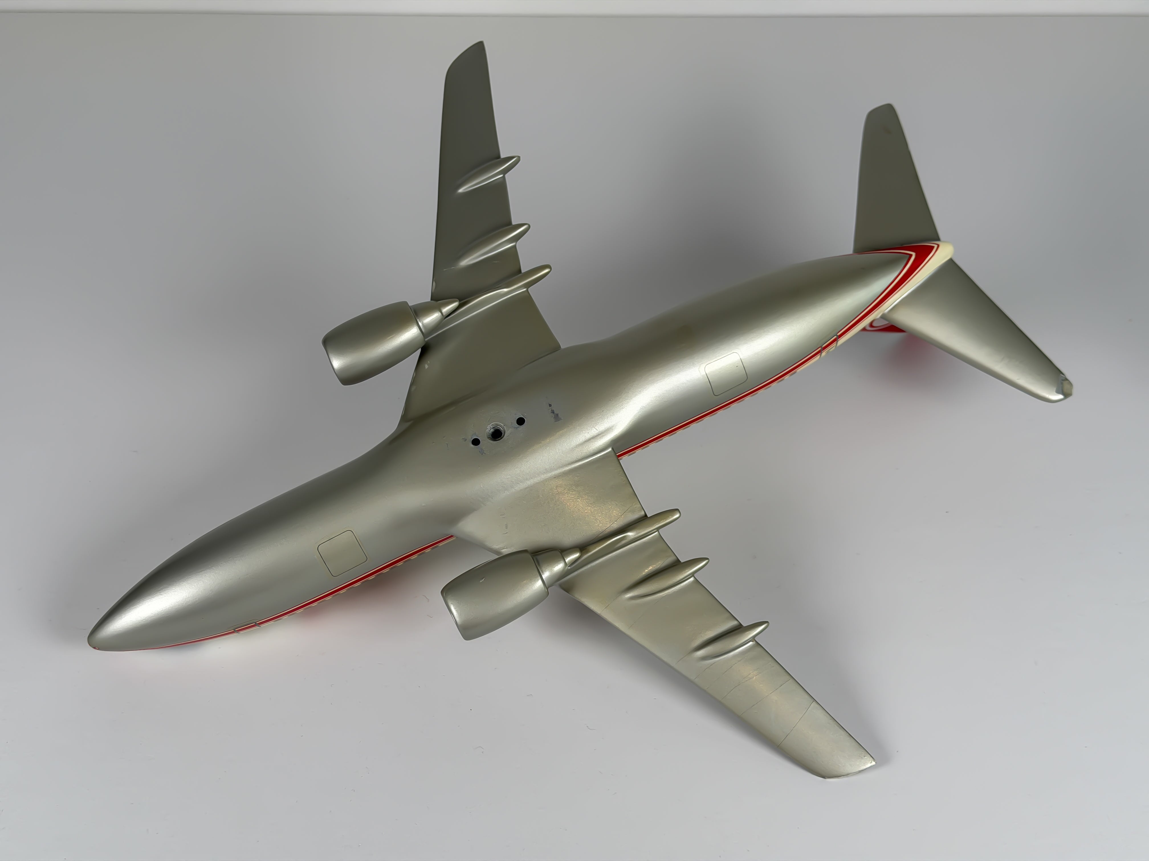1:100 MEA Boeing 737-300 - Red Tail | PACMIN