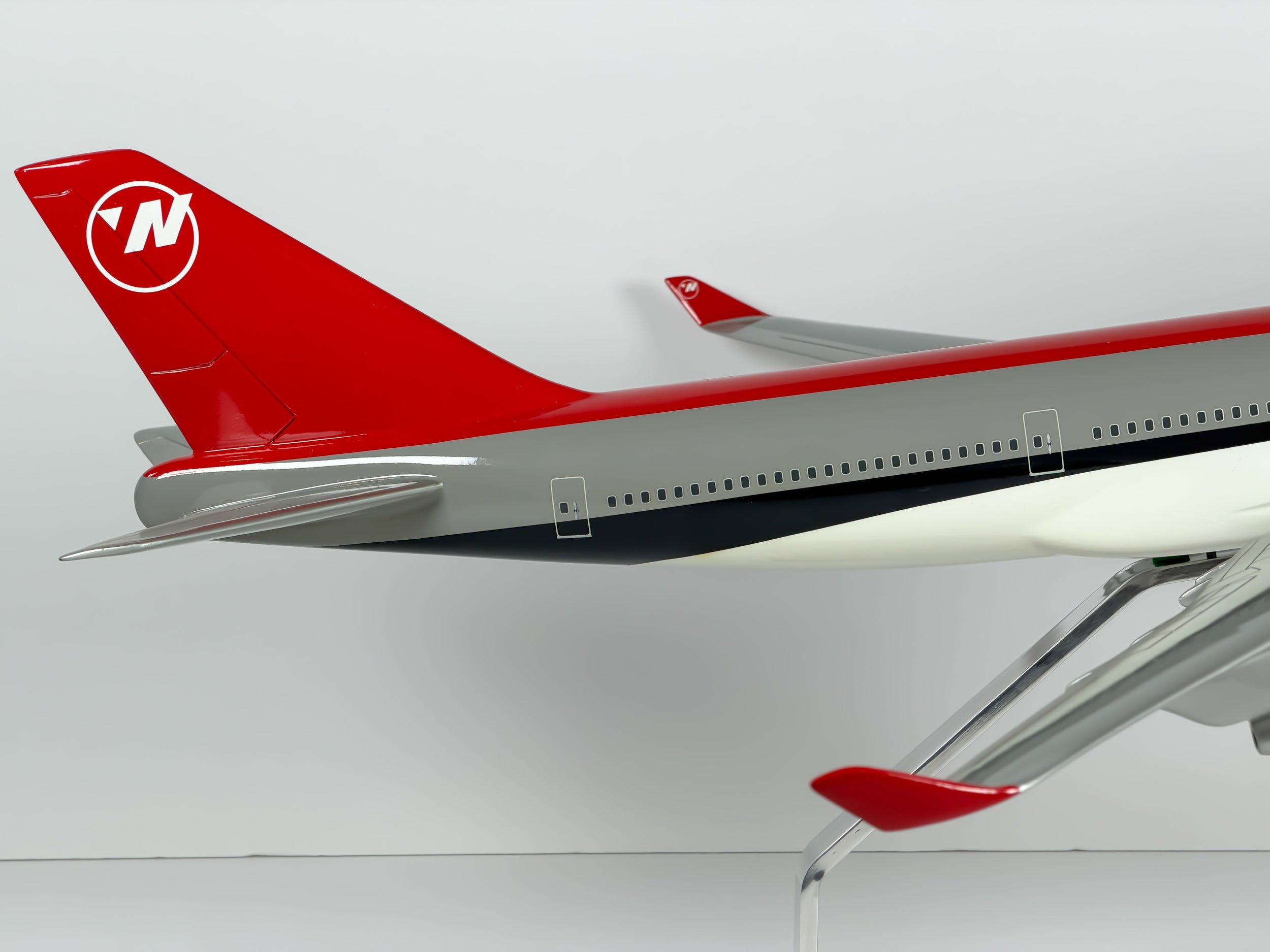 1:100 Northwest Airlines Boeing 747-400 - Bowling Shoe | PACMIN