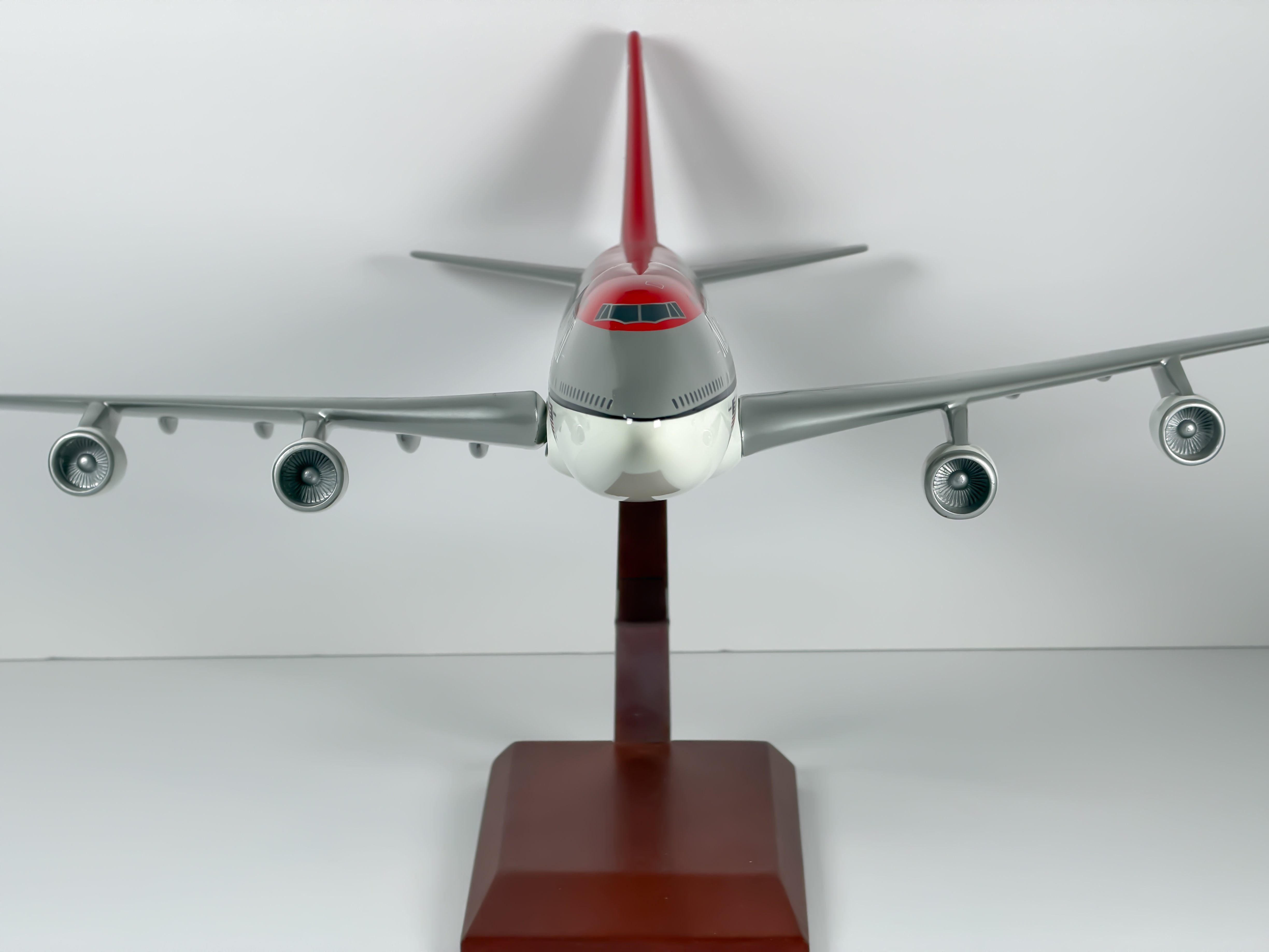 1:100 Northwest Airlines Boeing 747-400 - Bowling Shoe | PACMIN