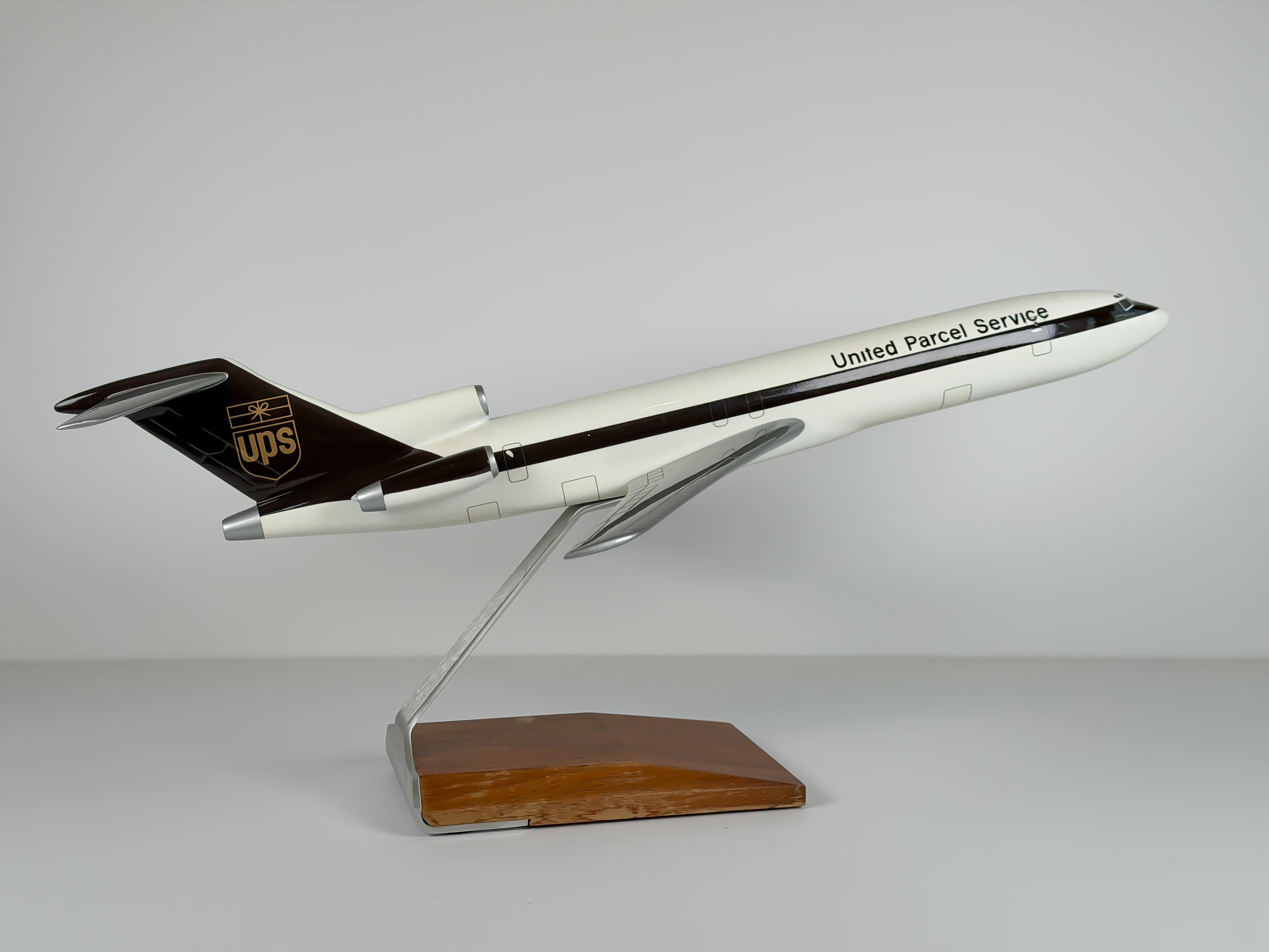1:100 United Parcel Service (UPS) Boeing 727-200 | PACMIN