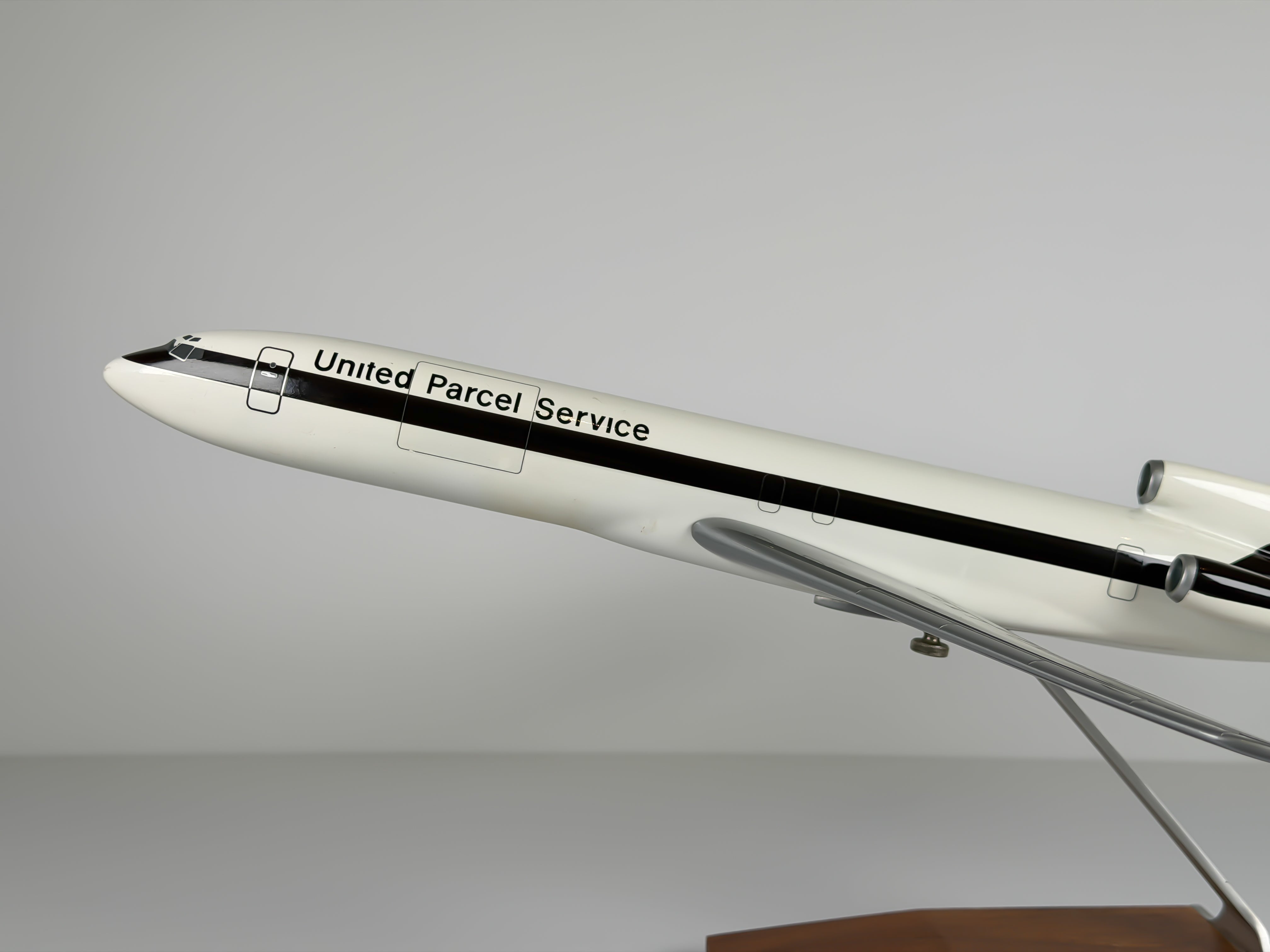 1:100 United Parcel Service (UPS) Boeing 727-200 | PACMIN