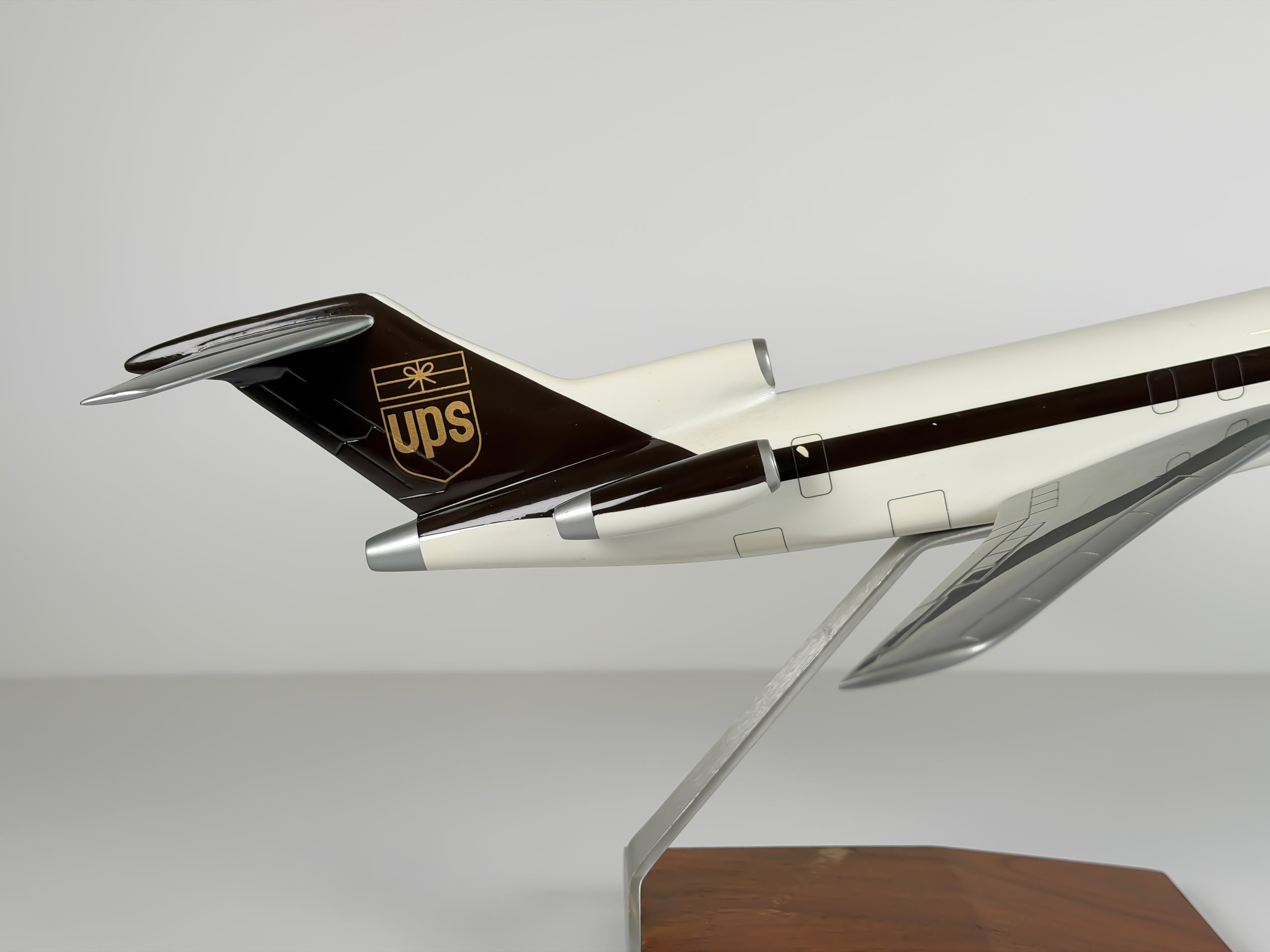 1:100 United Parcel Service (UPS) Boeing 727-200 | PACMIN