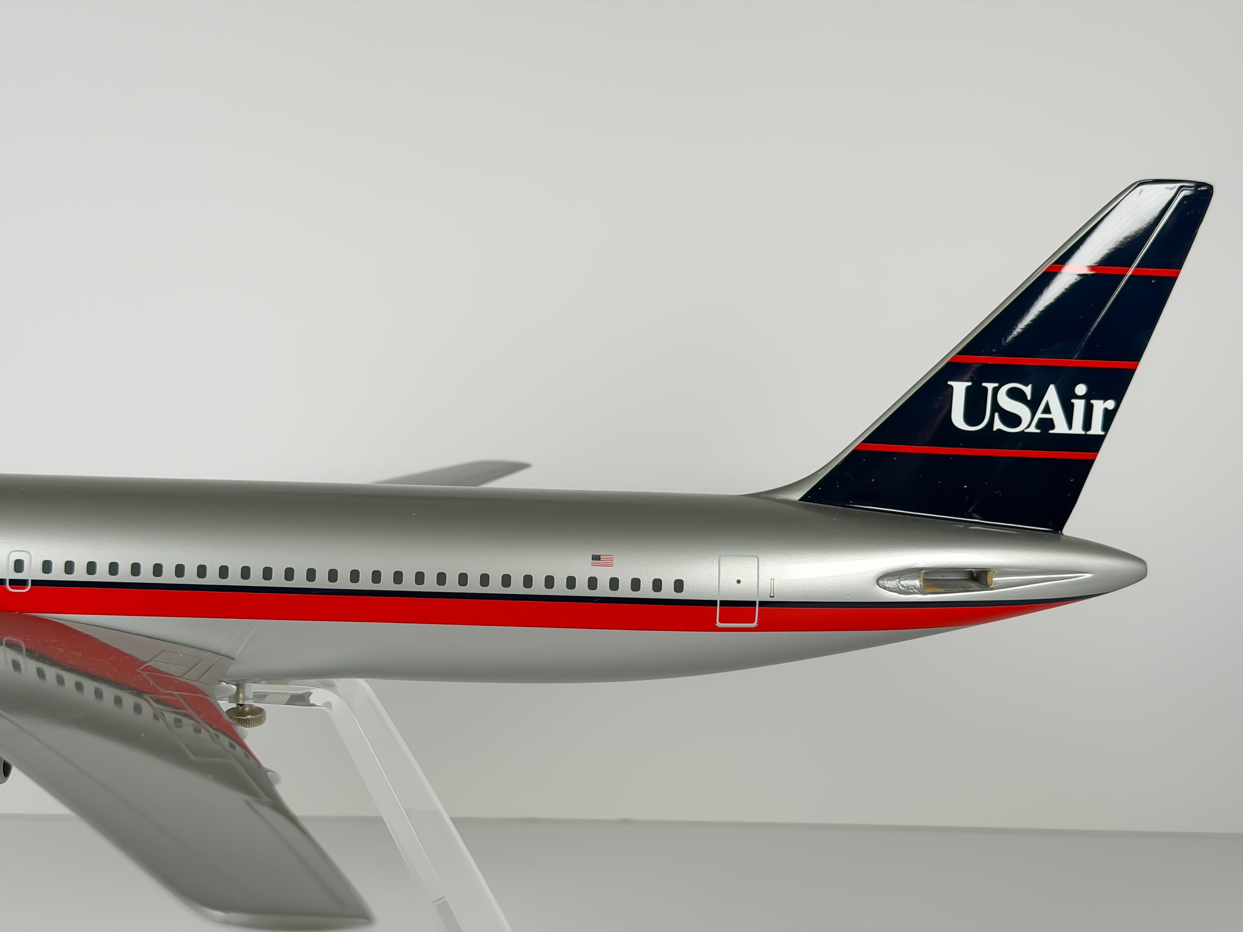 1:100 USAir Boeing 767-300 - Red/Blue | PACMIN
