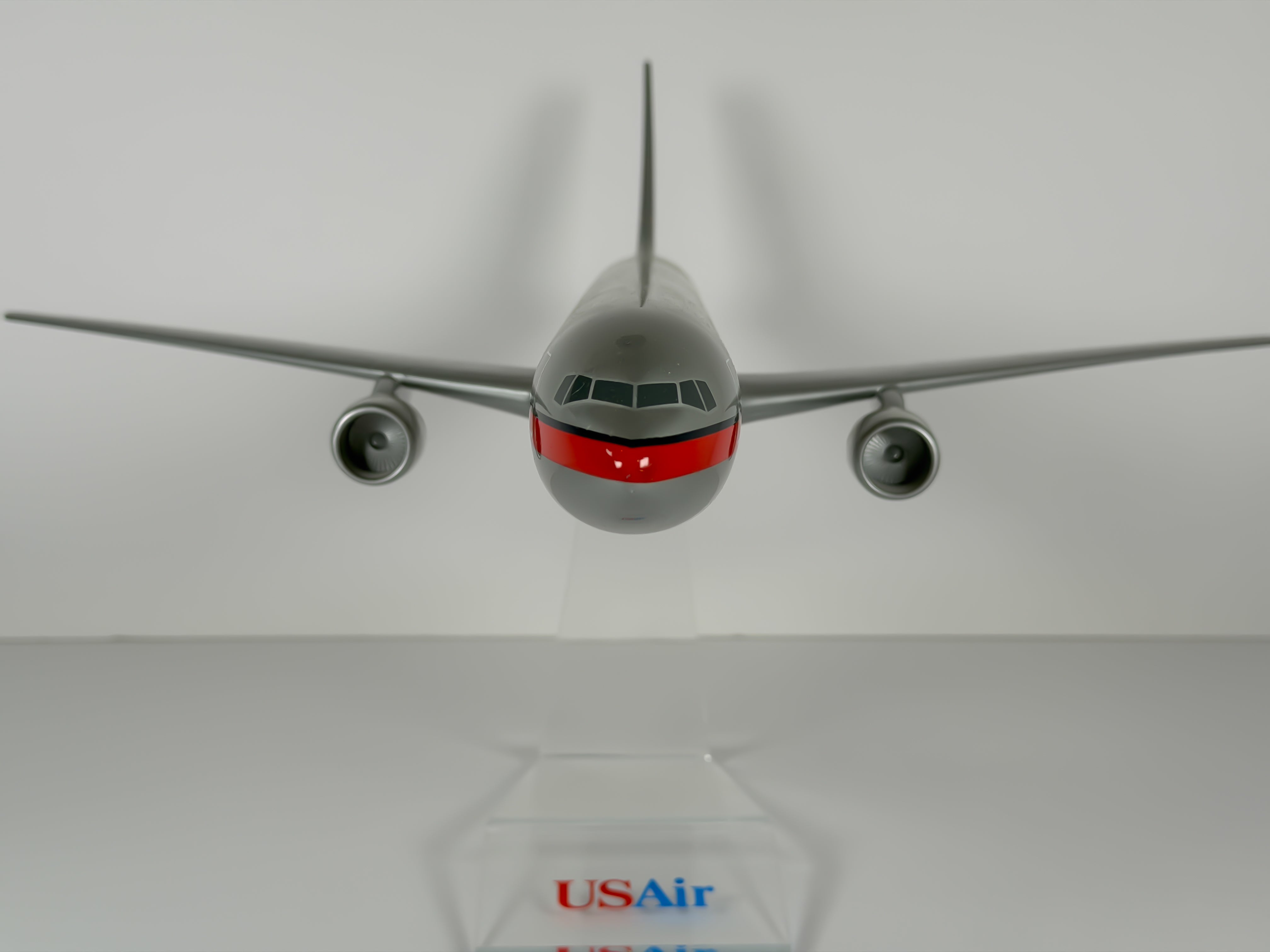 1:100 USAir Boeing 767-300 - Red/Blue | PACMIN
