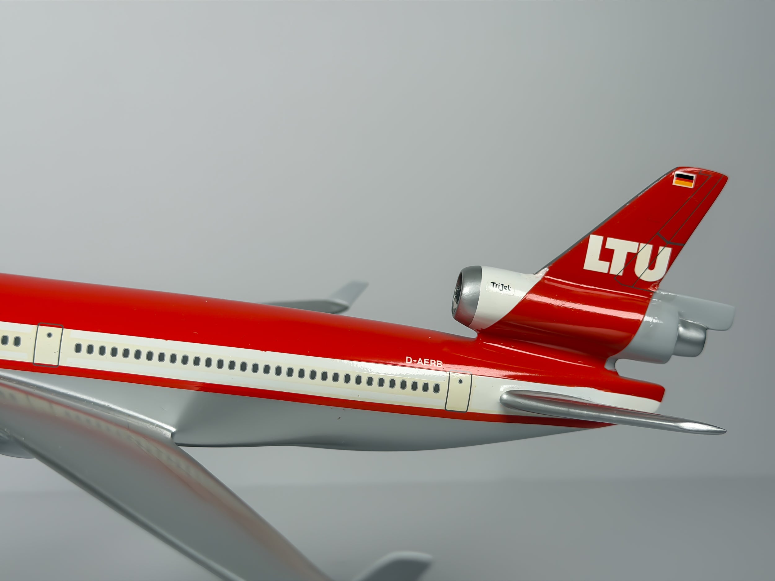 1:160 LTU International McDonnell Douglas MD-11 (D-AERB) - Red Top | PACMIN
